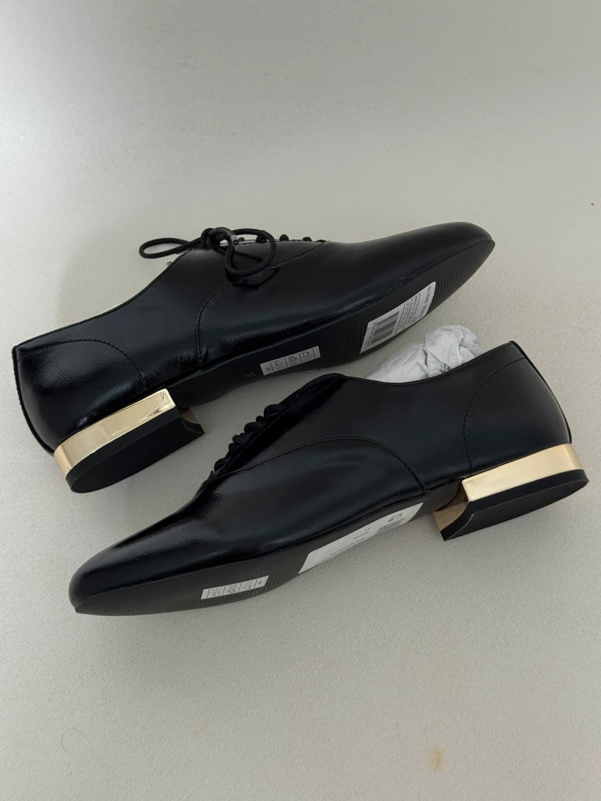 Derbies Naf Naf cuir noir talon doré taille 37 - Photo 7/7