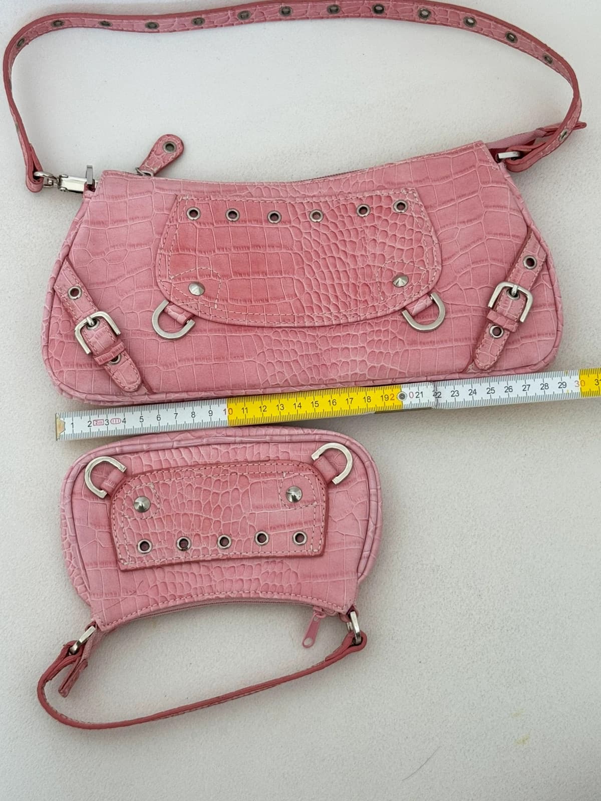 Sac baguette Fuchsia Paris rose effet croco Y2K avec mini pochette assortie - Photo 11/19