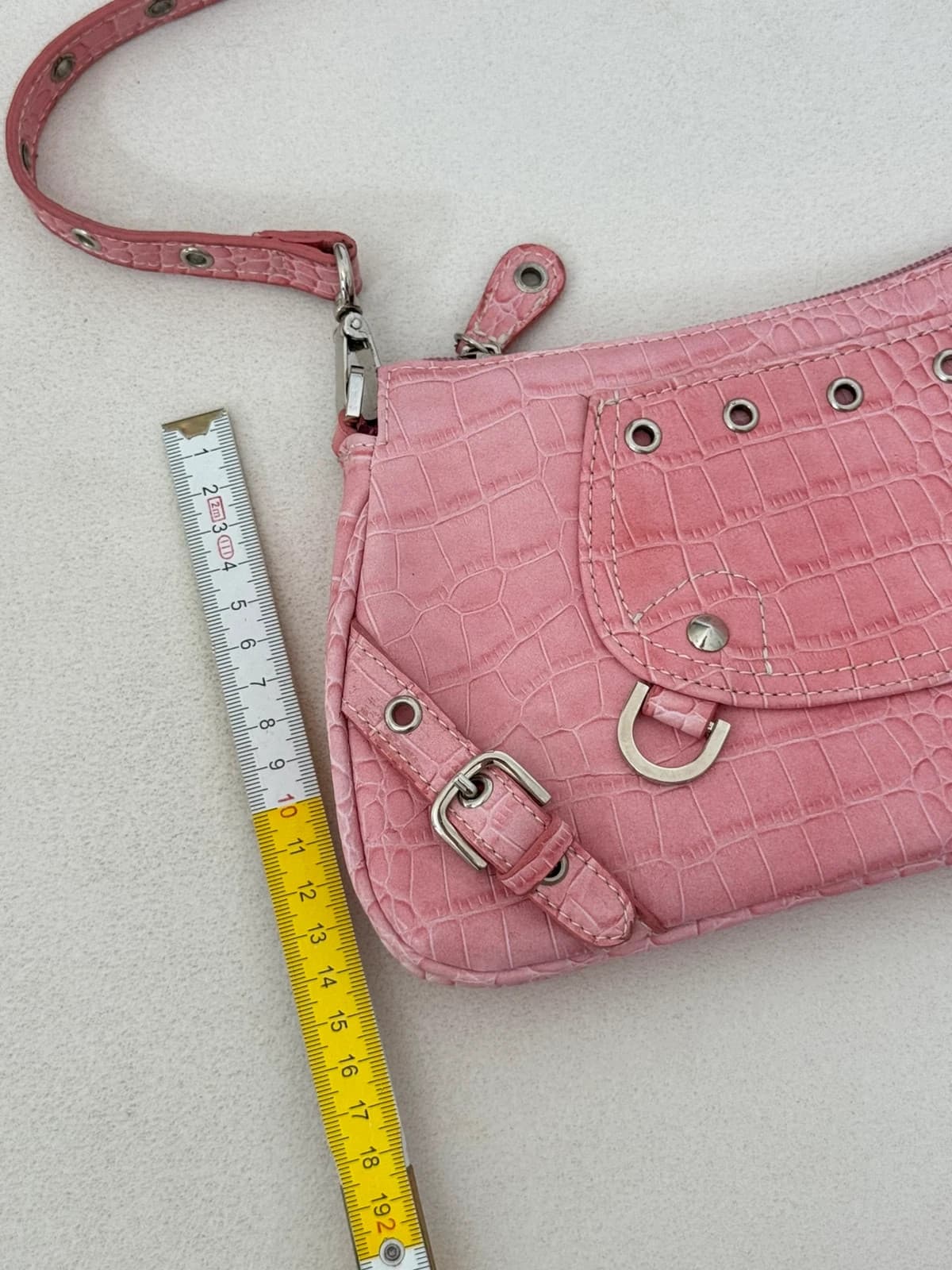 Sac baguette Fuchsia Paris rose effet croco Y2K avec mini pochette assortie - Photo 16/19