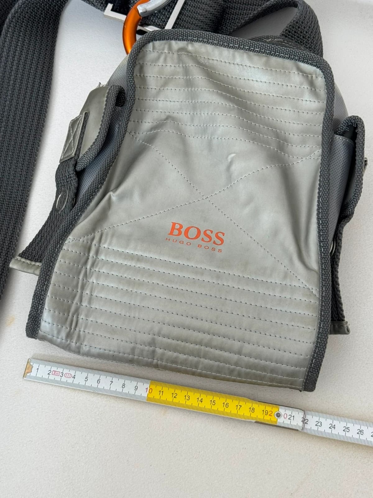 Sac bandoulière vintage BOSS Orange Hugo Boss gris kaki techwear Y2K - Photo 11/12