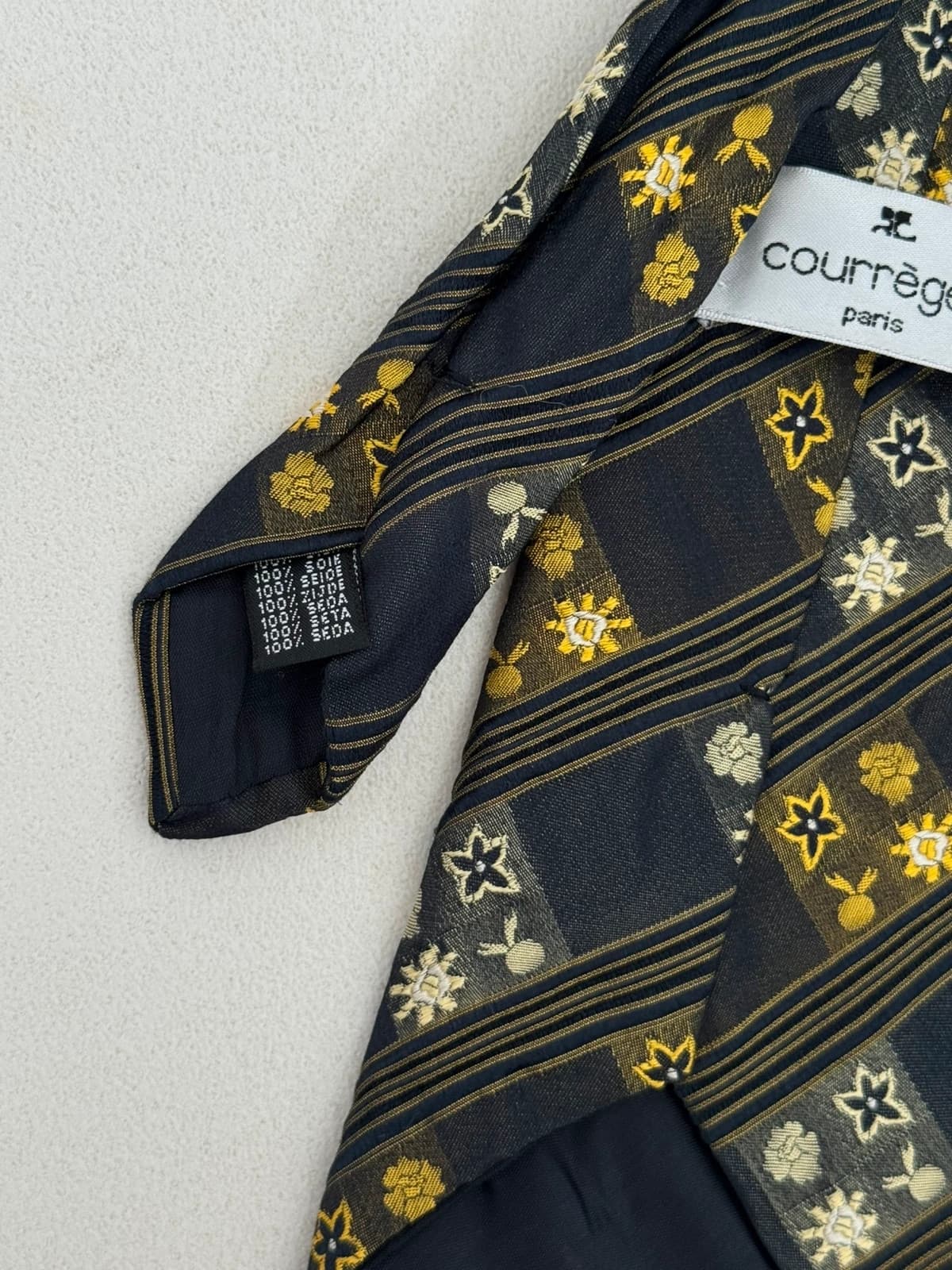 Cravate vintage Courrèges Paris soie bleu marine motifs floraux géométriques - Photo 4/5