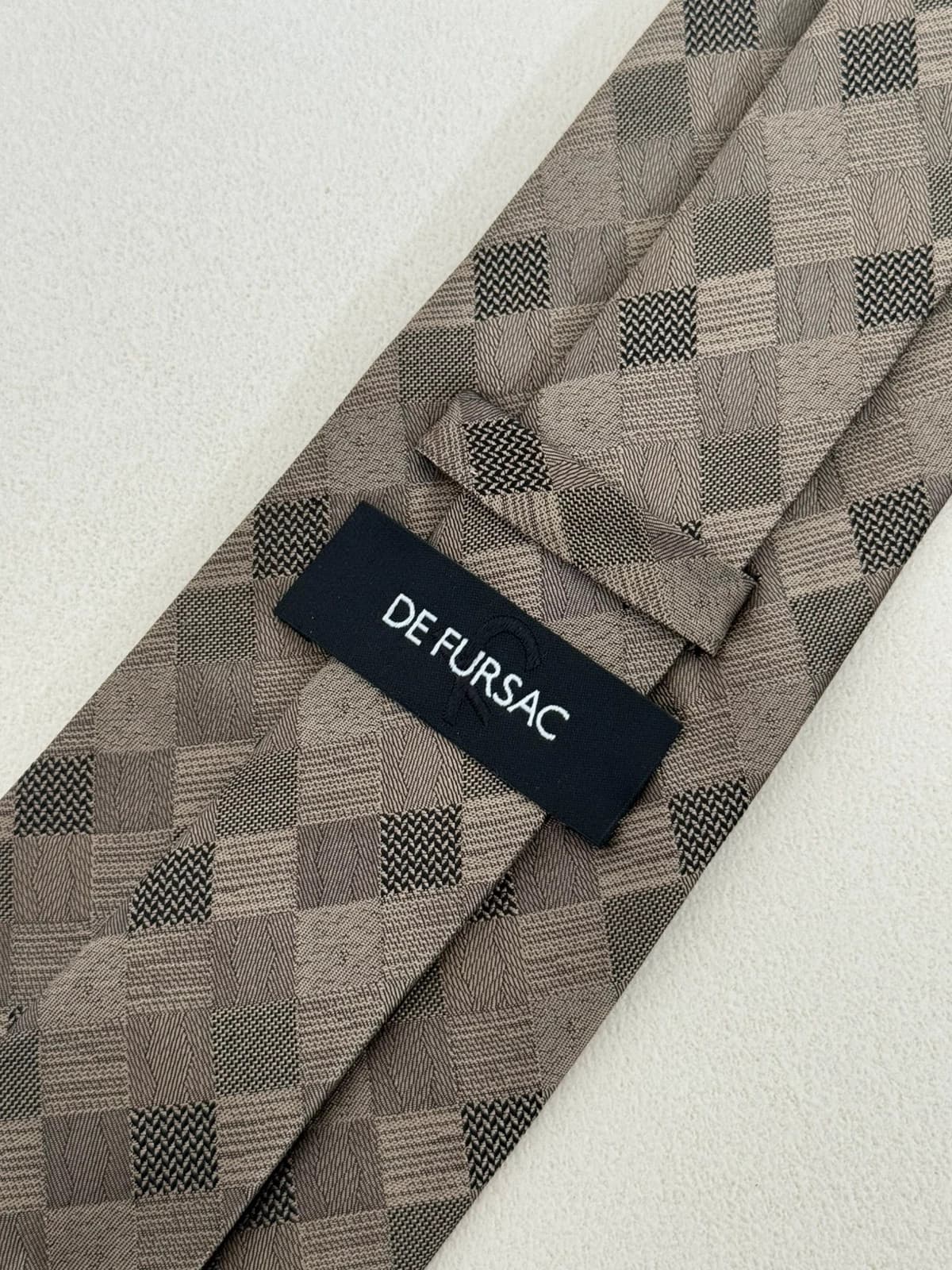 Cravate De Fursac soie damier géométrique beige taupe made in Italy - Photo 5/6