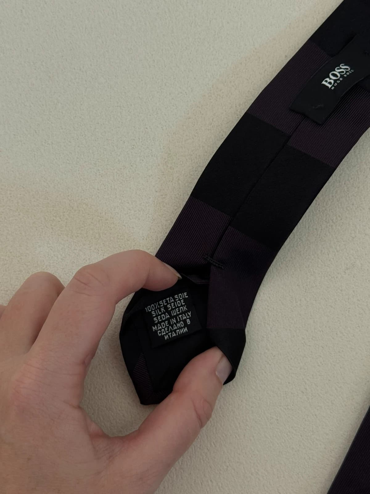 Cravate BOSS Hugo Boss soie rayée violet noir made in Italy - Photo 5/7