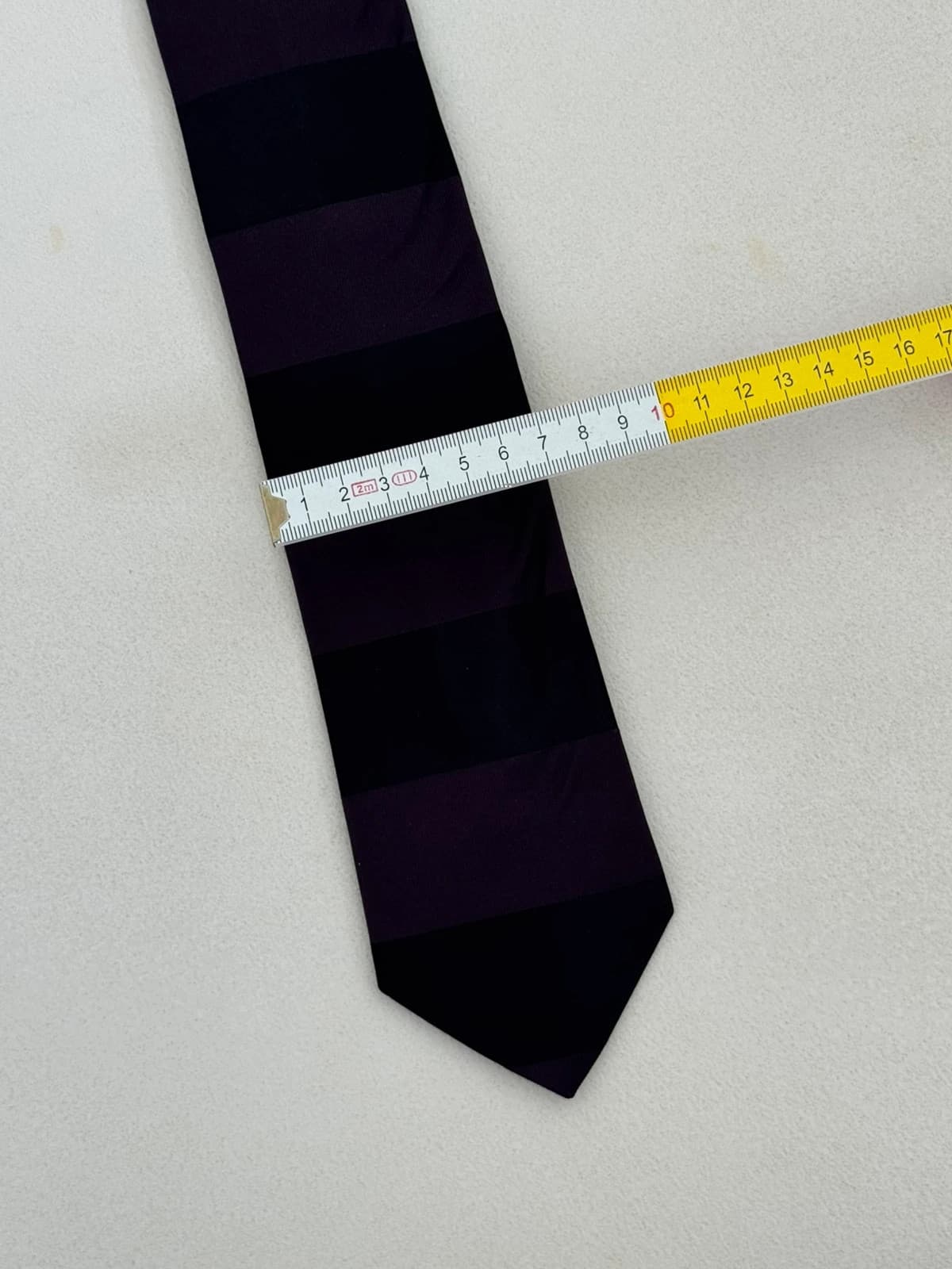 Cravate BOSS Hugo Boss soie rayée violet noir made in Italy - Photo 7/7
