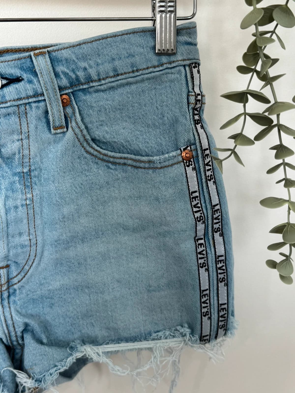 Short en jean Levi's 501 Premium bleu clair bandes logo taille W25/XS - SK260658 - Photo 10/14