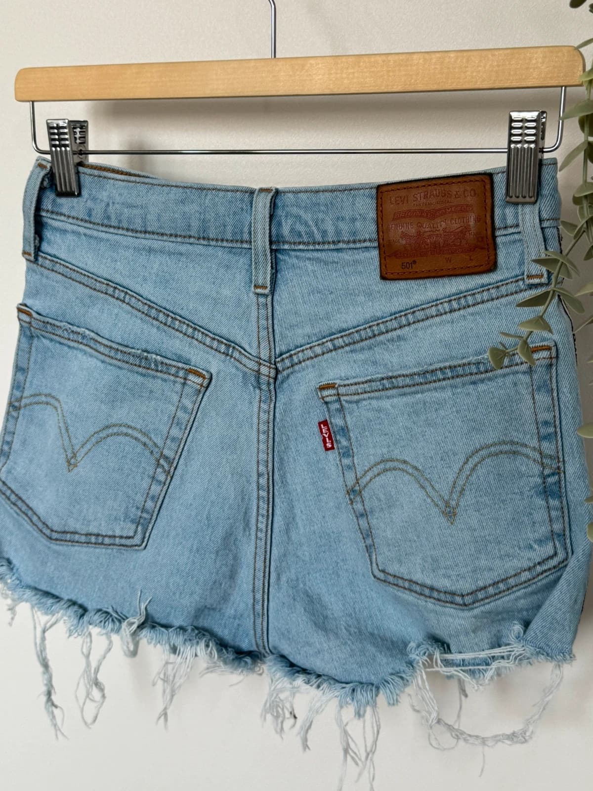 Short en jean Levi's 501 Premium bleu clair bandes logo taille W25/XS - SK260658 - Photo 12/14