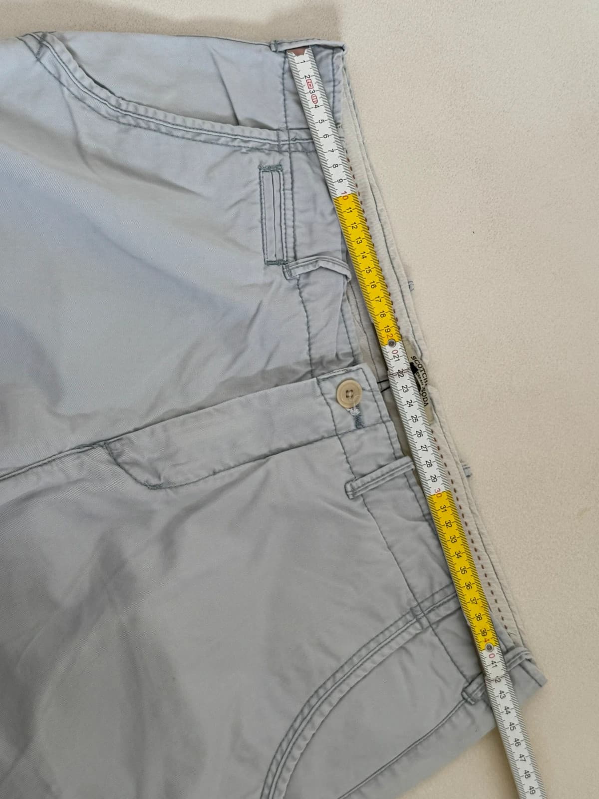 Short chino Scotch & Soda gris clair taille W32 - VG260583 - Photo 9/10