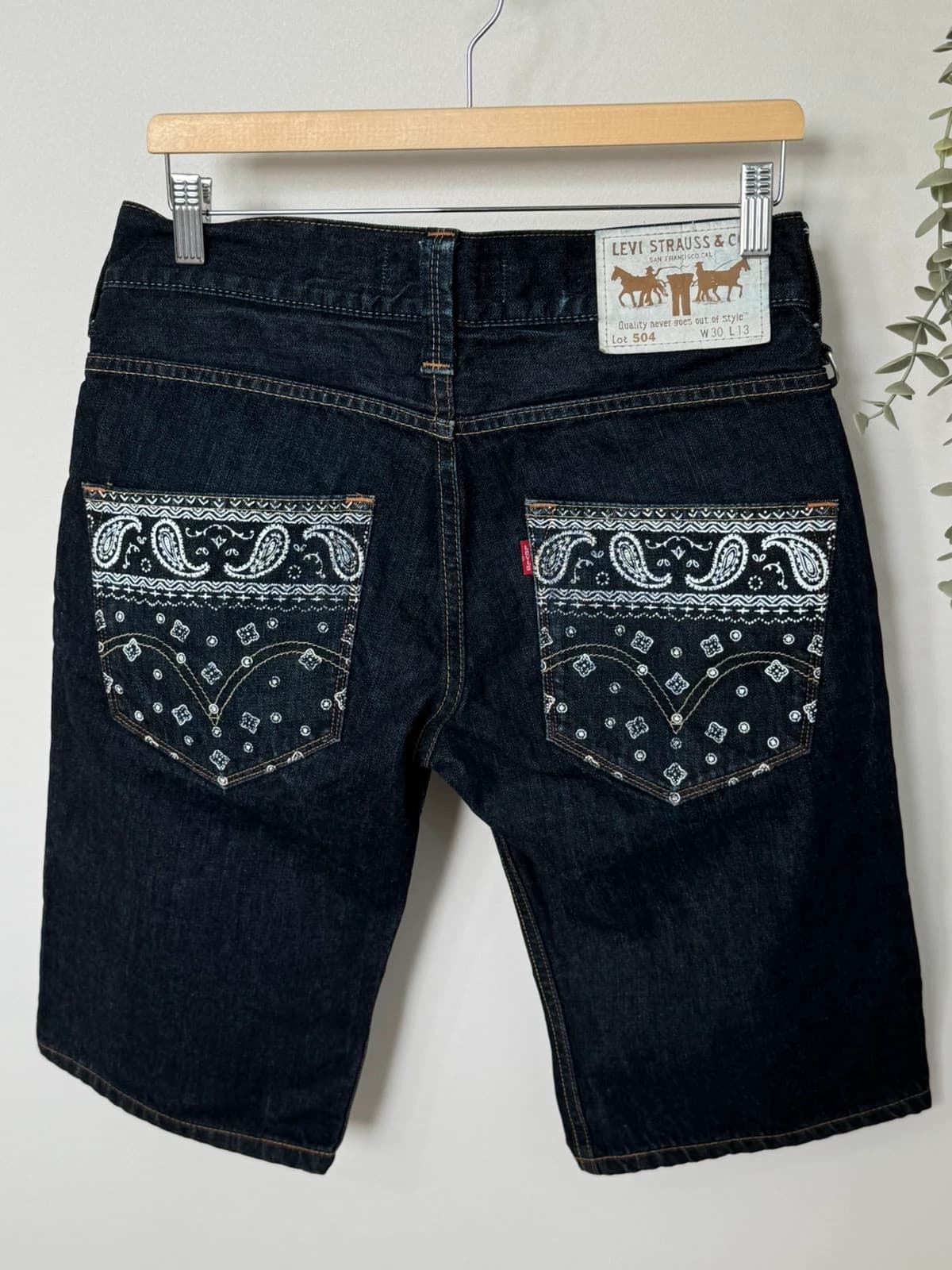Short bermuda jean baggy Levi's 504 Straight paisley bandana taille W30/M - SK260645 - Photo 7/12
