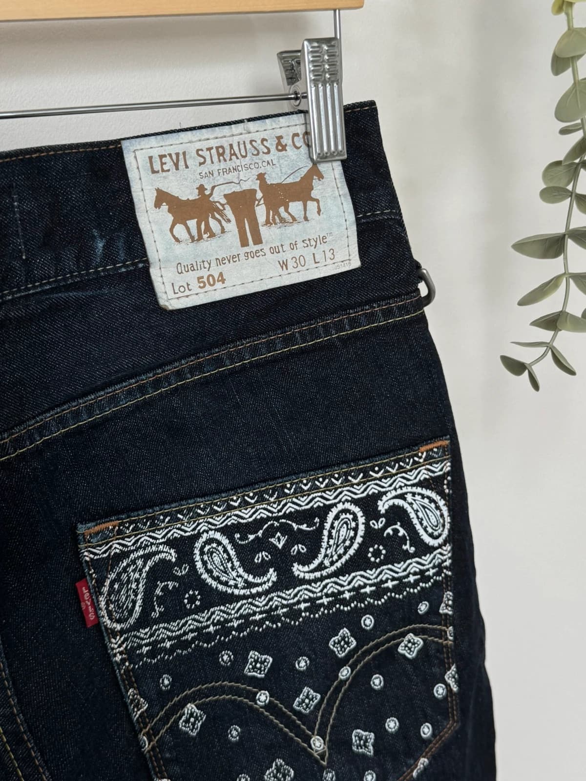 Short bermuda jean baggy Levi's 504 Straight paisley bandana taille W30/M - SK260645 - Photo 8/12