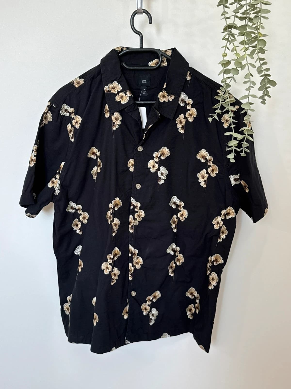 Chemise hawaïenne River Island noire fleurs brodées taille M - SK2606111 - Photo 2/9