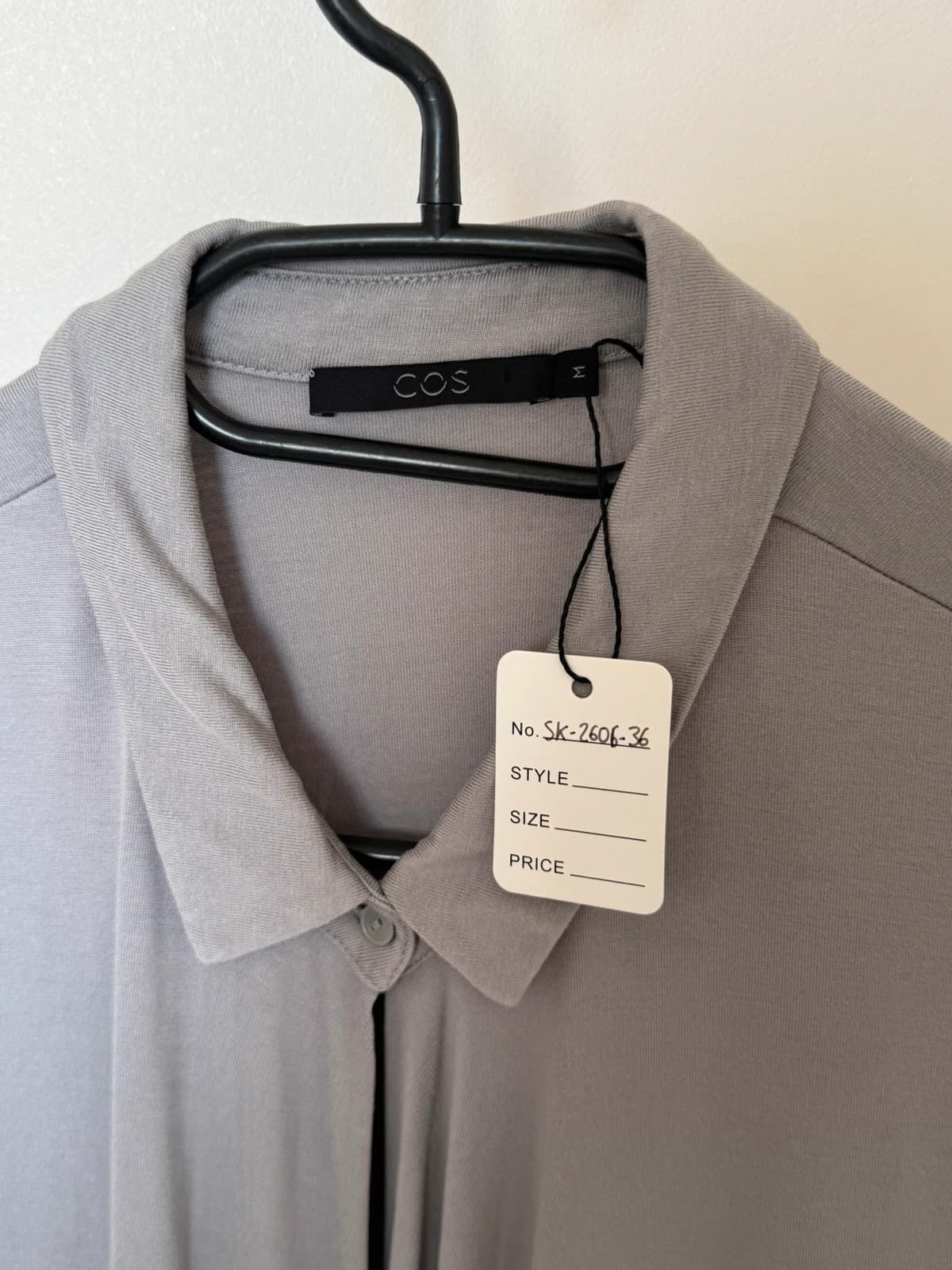 Robe chemise drapée COS grise sans manches taille M - SK260636 - Photo 3/11