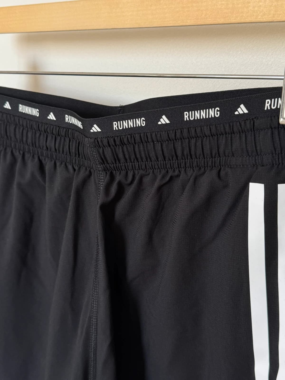 Short running Adidas 2-en-1 noir taille M - VM2606132 - Photo 8/11