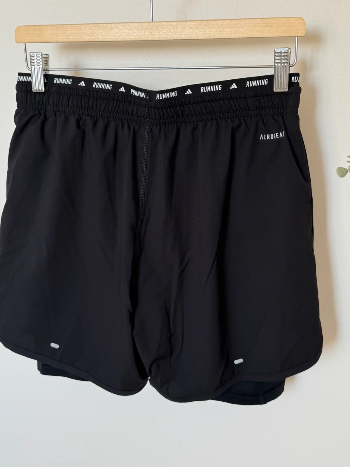 Short running Adidas 2-en-1 noir taille M - VM2606132 - Photo 9/11