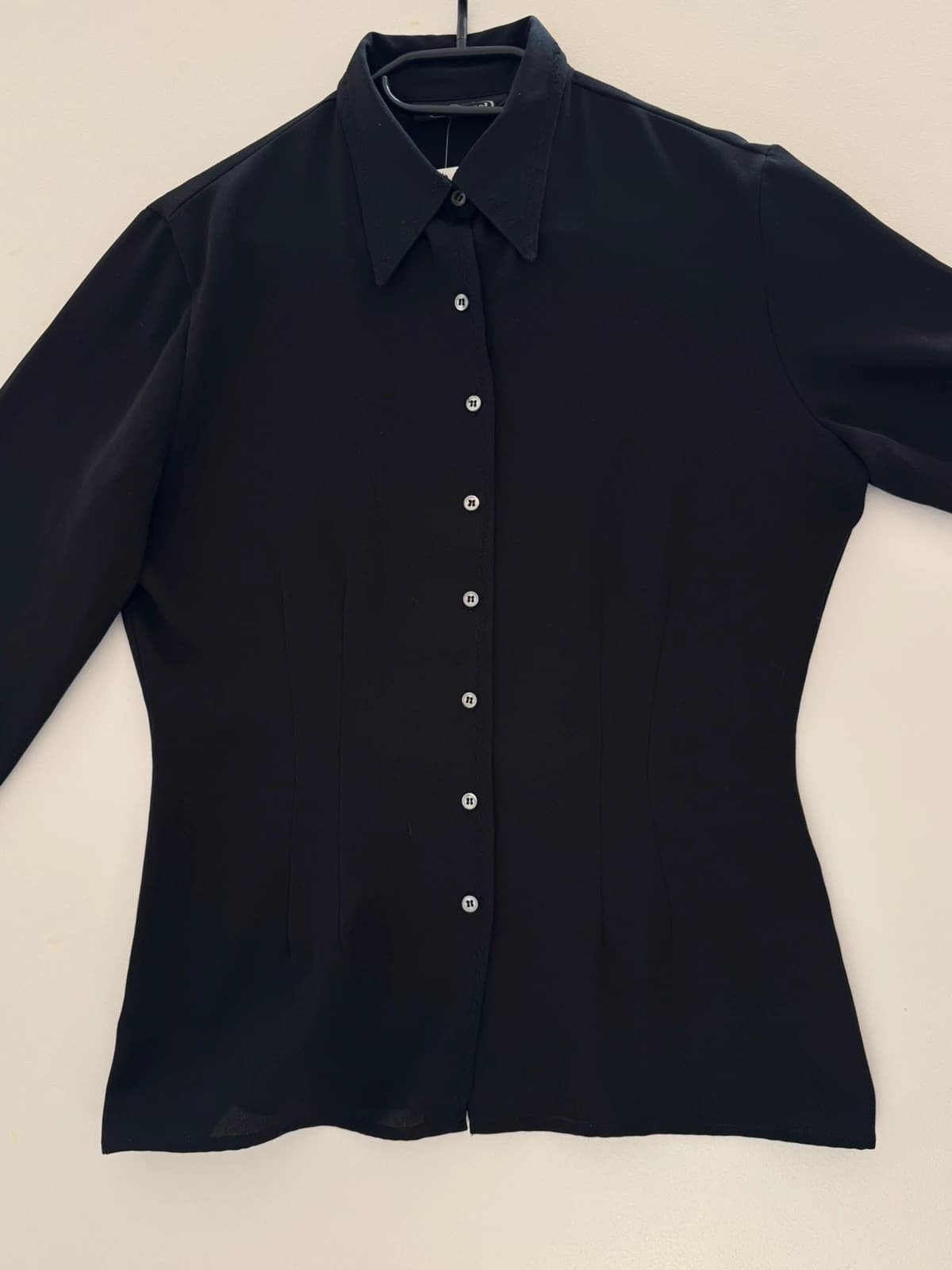 Chemise fluide brodée Cacharel noire cintrée taille 40/M - VM2606135 - Photo 8/10