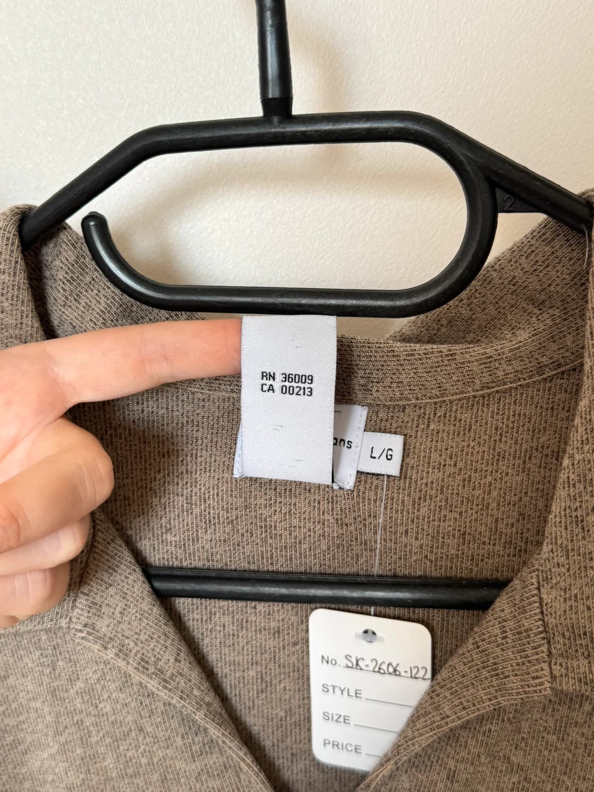 Polo maille Calvin Klein Jeans taupe chiné col ouvert taille L - SK2606122 - Photo 5/9