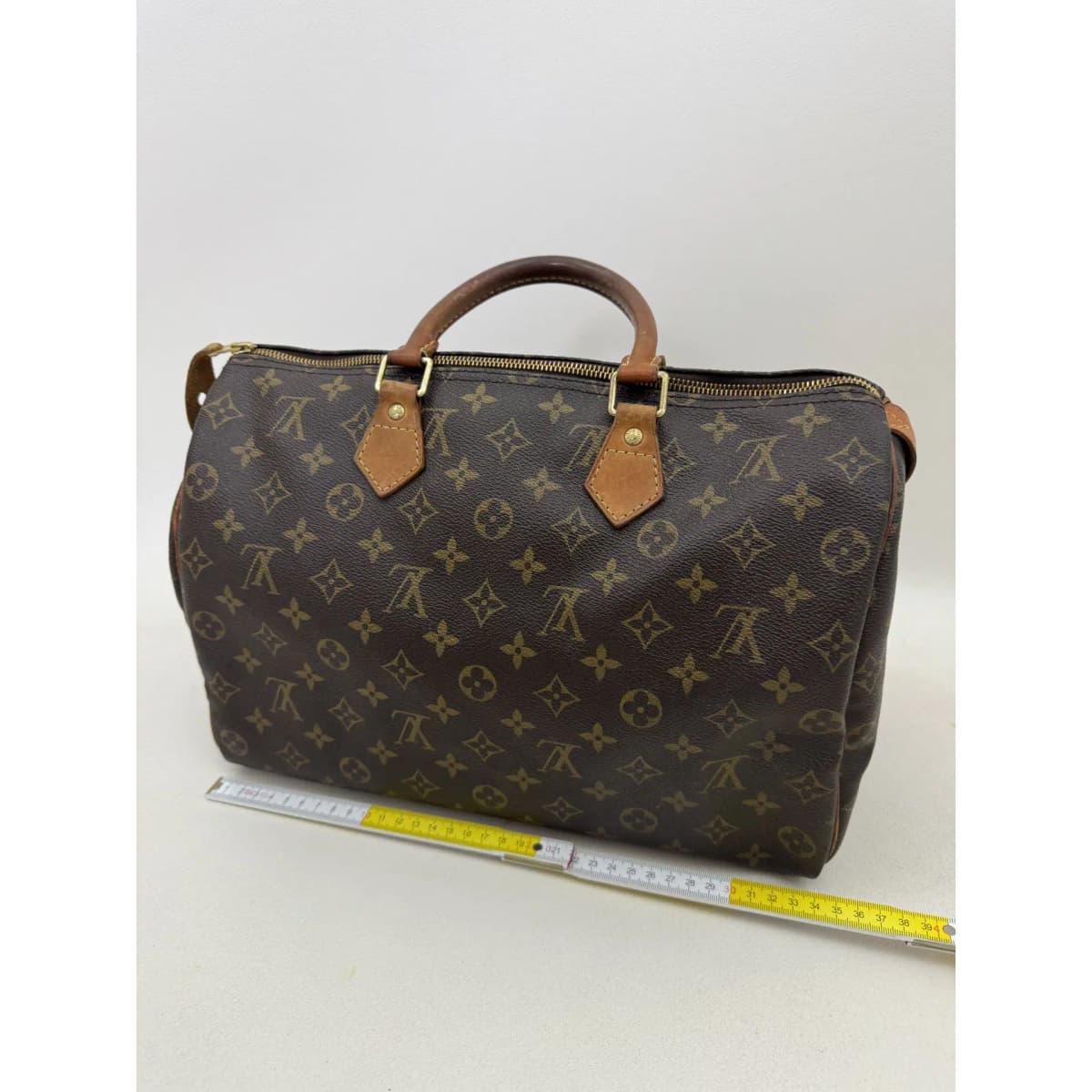 Sac à main Louis Vuitton Speedy 35 Monogram marron vintage - Photo 9/15