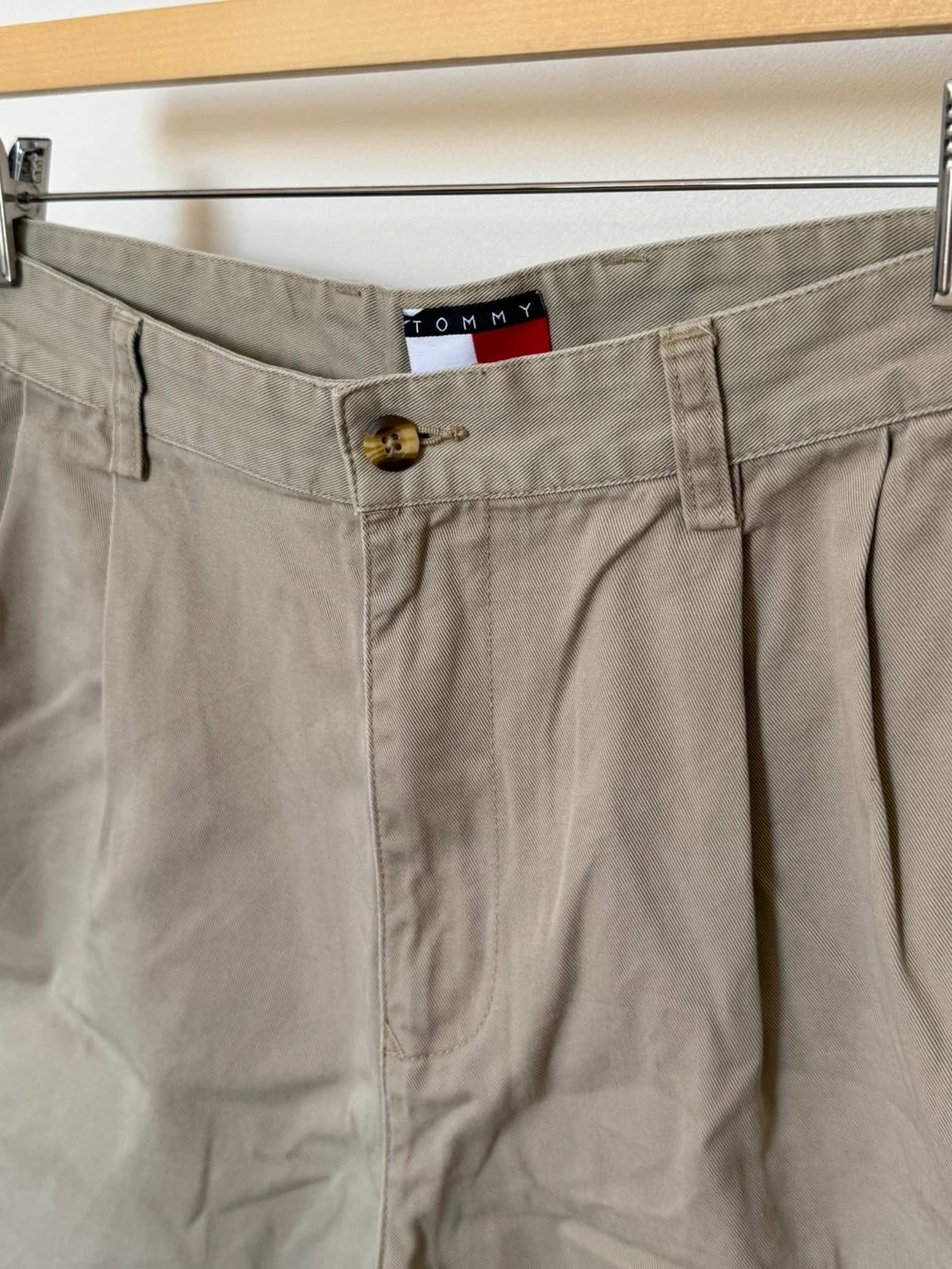 Short chino à pinces Tommy Hilfiger beige taille W34 - PP2603126 - Photo 4/7