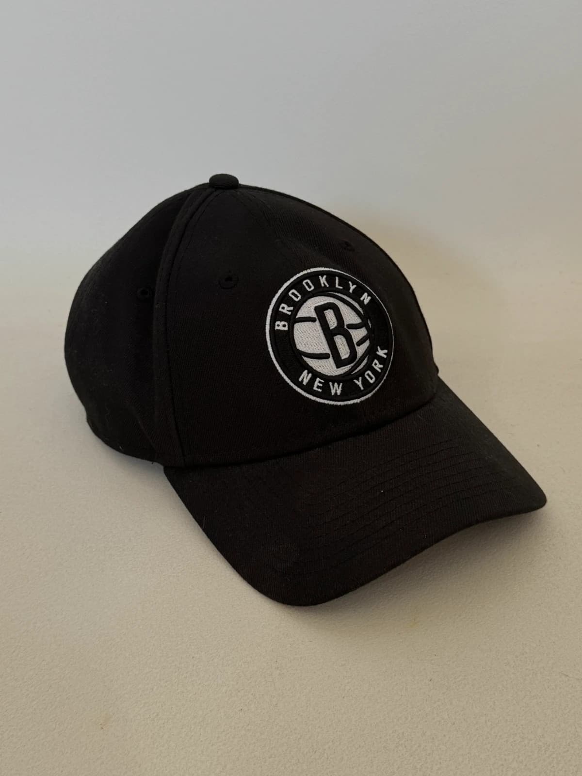 Casquette New Era 9FORTY Brooklyn Nets NBA noire réglable taille unique - DN260549 - Photo 2/7