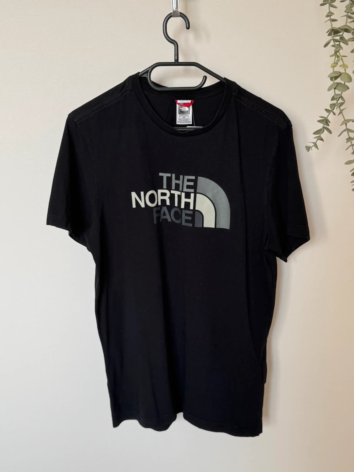 T-shirt The North Face noir logo poitrine et dos taille S - FP260724 - Photo 2/11