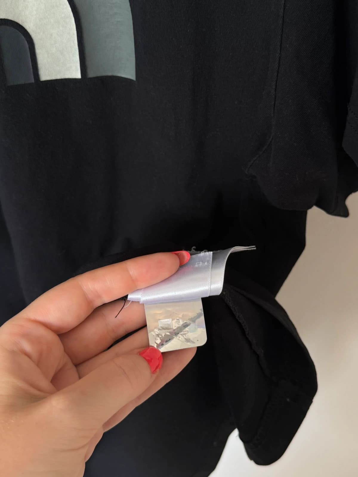 T-shirt The North Face noir logo poitrine et dos taille S - FP260724 - Photo 7/11