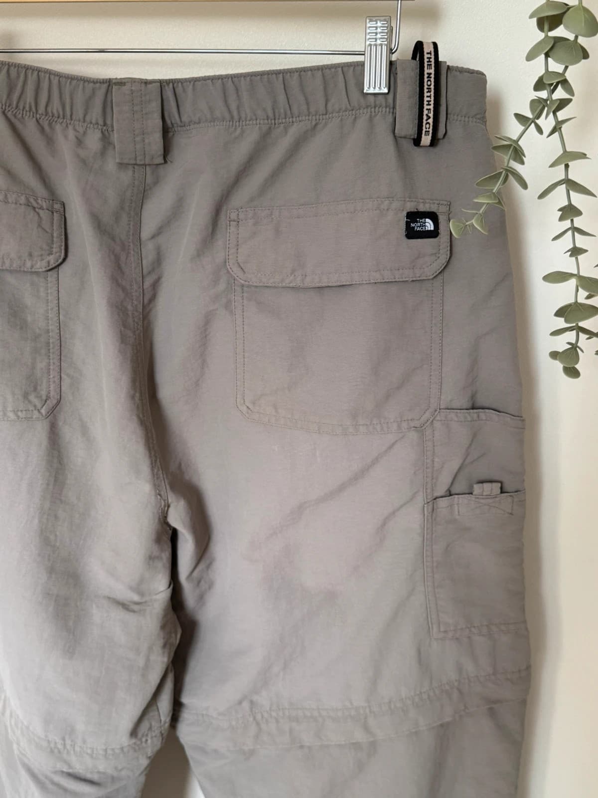 Pantalon convertible short randonnée The North Face gris taupe taille XL - FP260718 - Photo 6/12