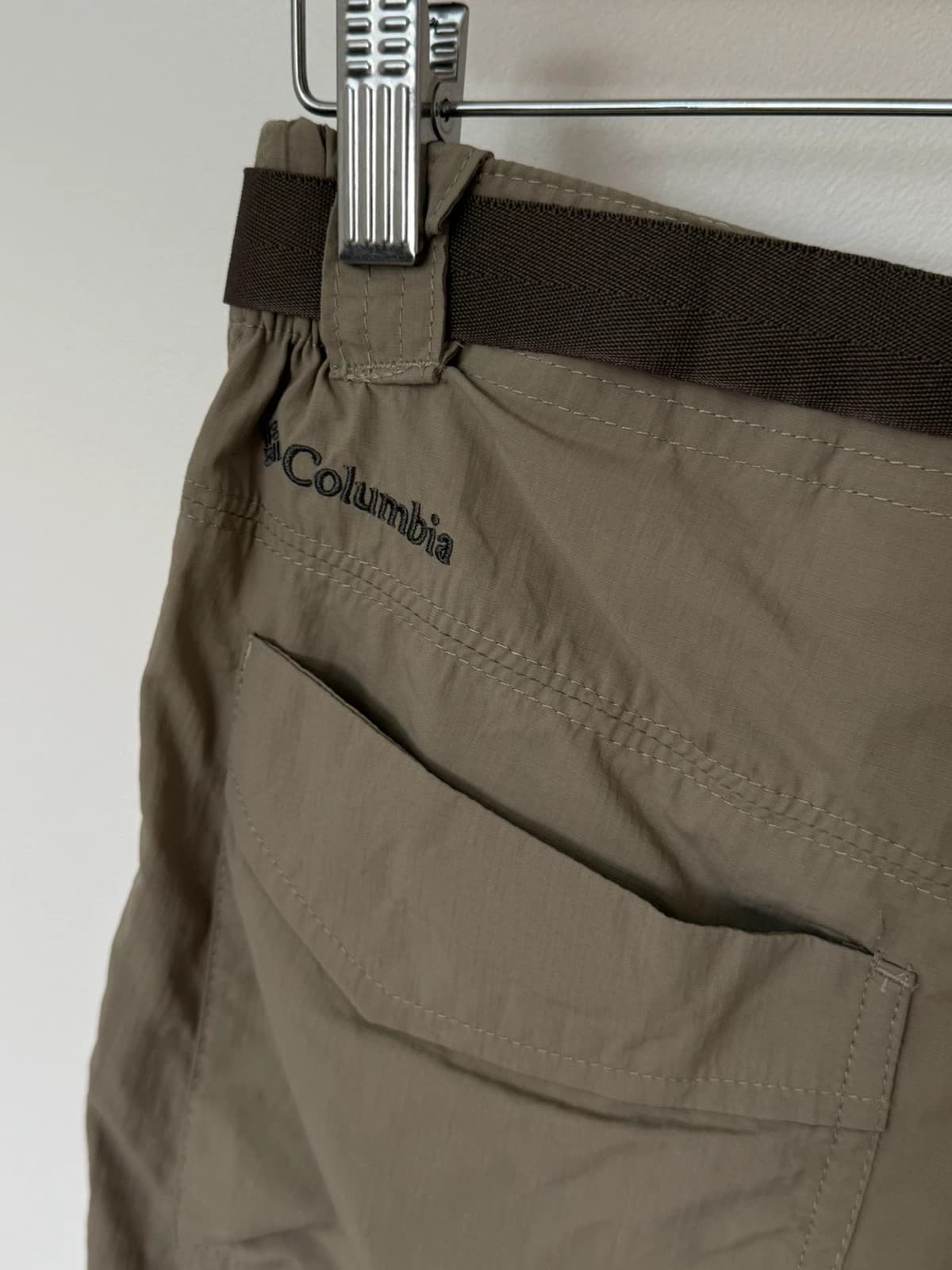 Short randonnée Columbia Omni-Shade kaki clair taille 38/S - FP2607112 - Photo 6/12