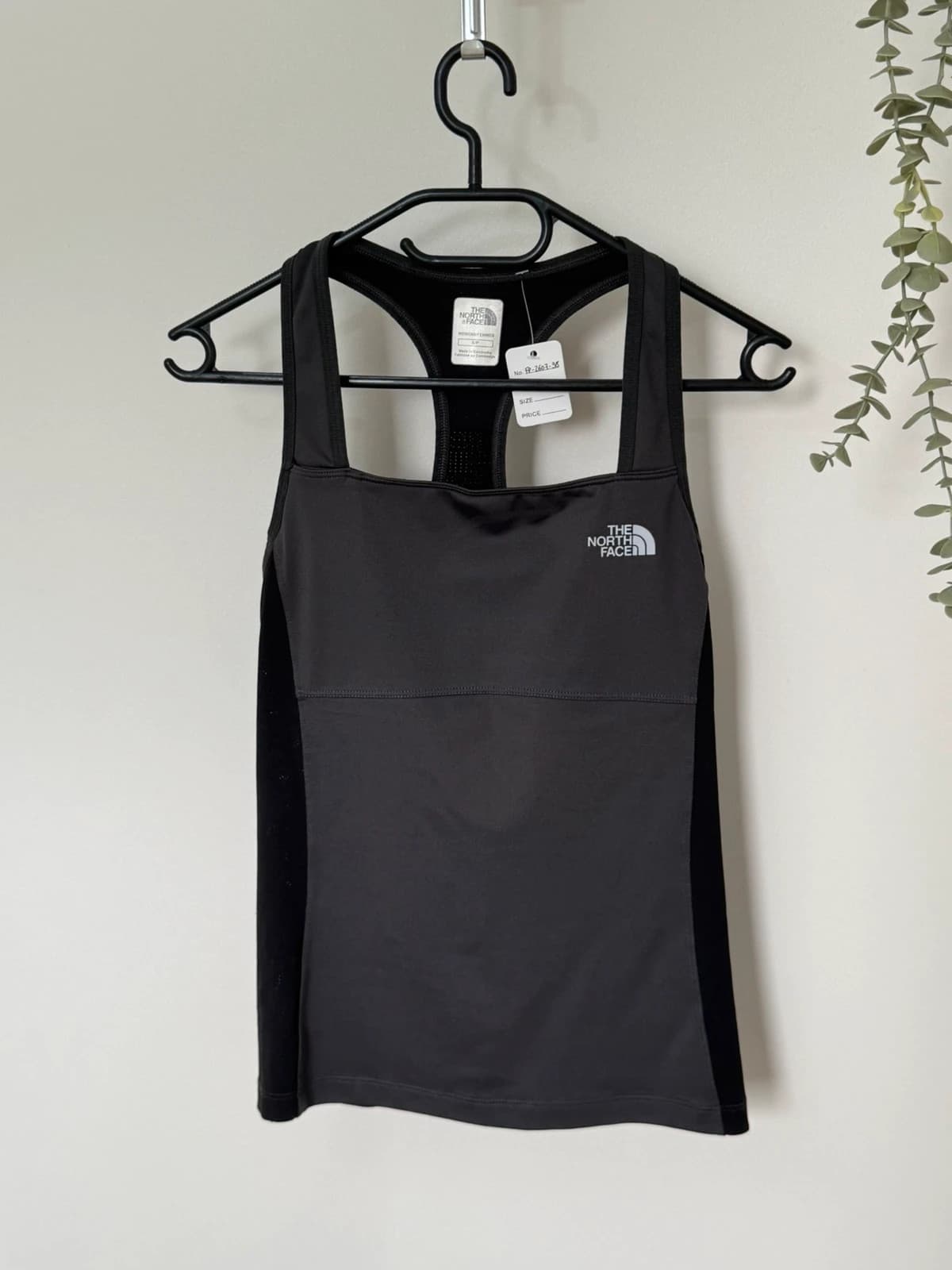 Débardeur sport The North Face brassière intégrée gris noir femme taille S - FP260798 - Photo 2/8