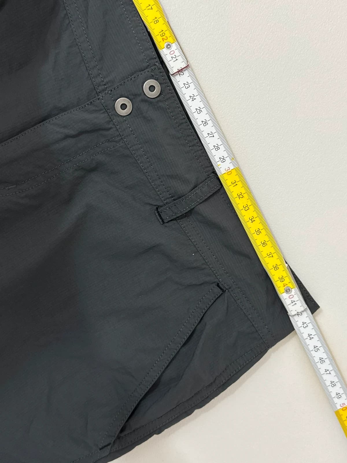 Short cargo randonnée Columbia Omni-Shade gris anthracite taille 42/L - FP2607147 - Photo 9/10