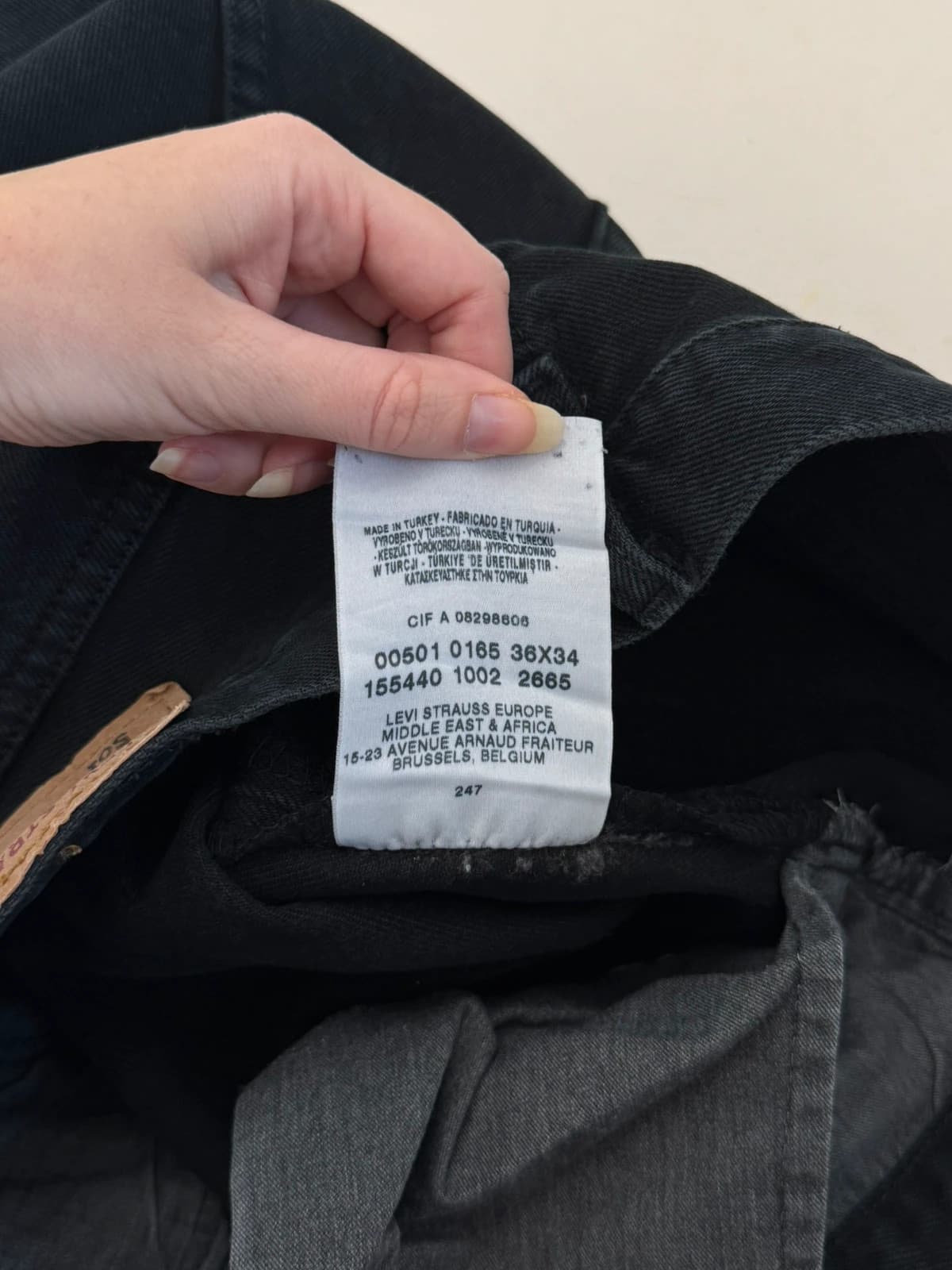 Levi’s 501 juodi džinsai W36 L34 tiesaus kirpimo – nuotrauka 7/10