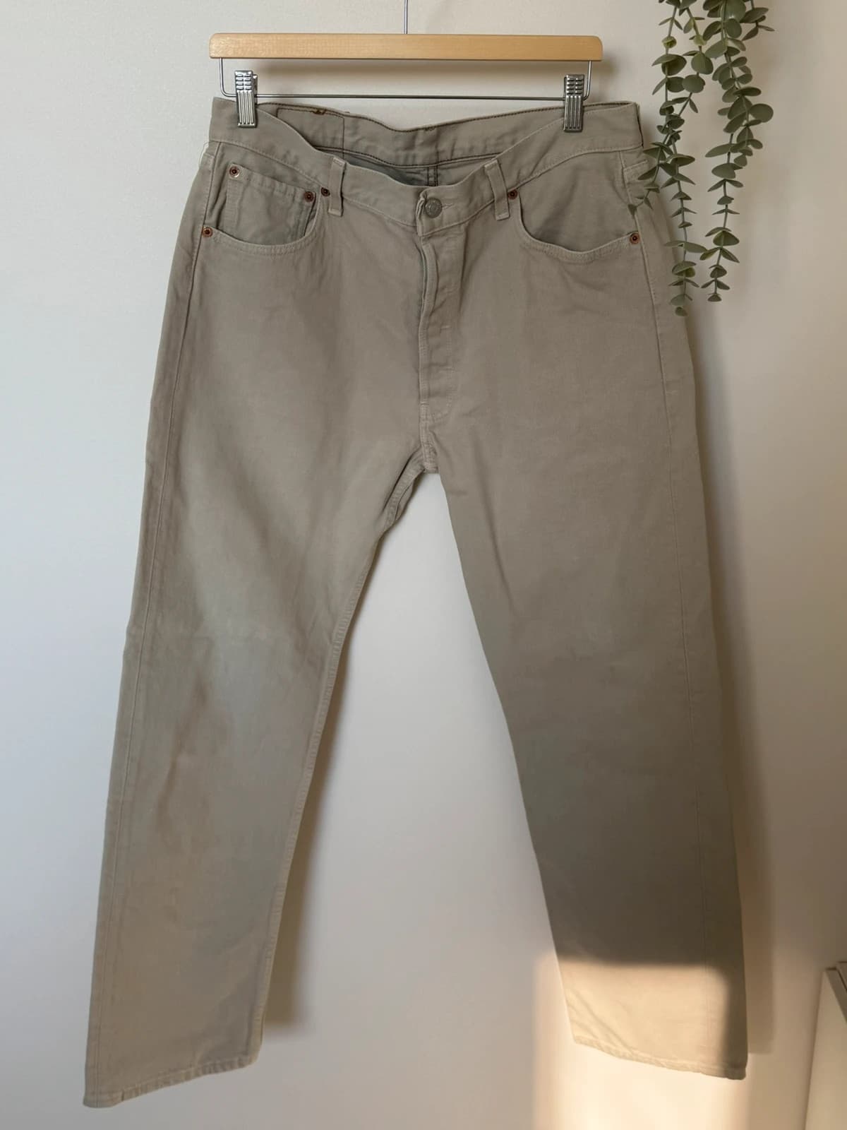 Levi’s 501 džinsai smėlio ekru spalvos, vintažiniai, tiesaus kirpimo - SK260623 W36 L32 – nuotrauka 2/11