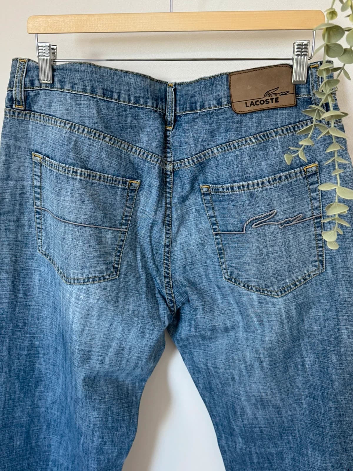 Jean Lacoste bleu coupe droite taille W36 - Photo 8/13