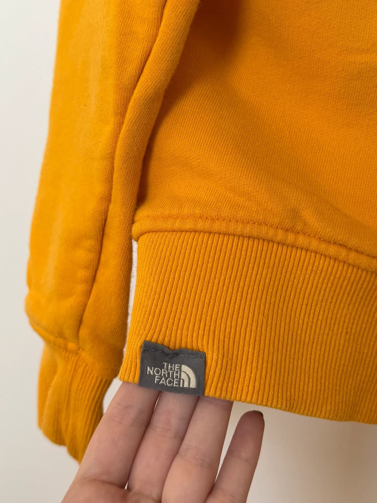Суичър с качулка hoodie The North Face жълто горчица бродирано лого размер L - FP2607162 - Снимка 8/11