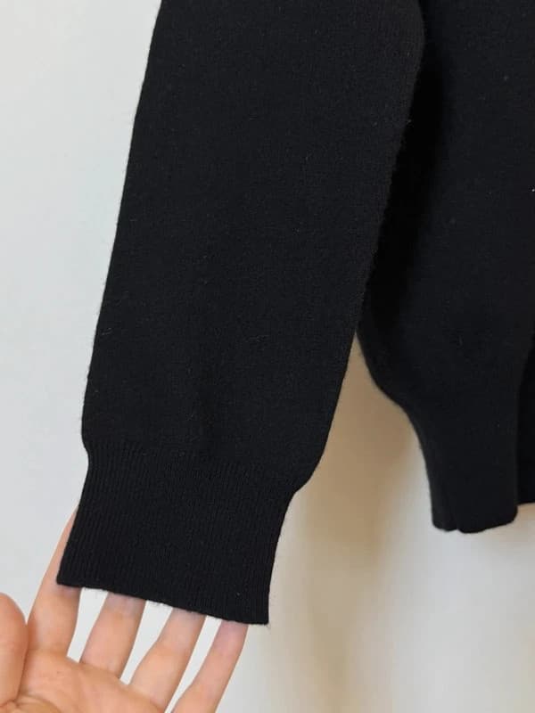 Πουλόβερ με V λαιμόκοψη Polo Ralph Lauren μαύρο μαλλί merino βιολετί λογότυπο μέγεθος M - FP260766 - Φωτογραφία 7/9