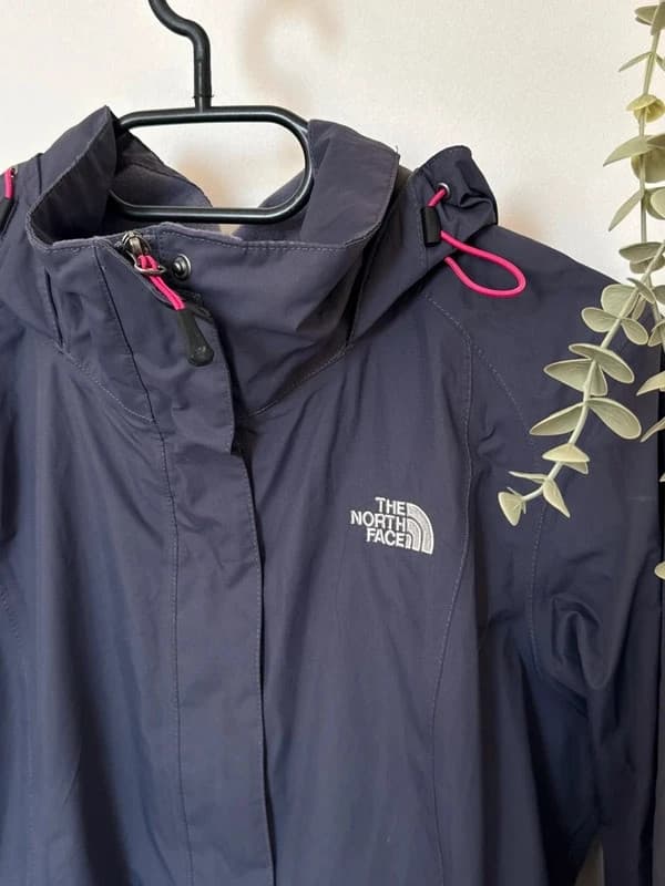 Vandeniui atspari HyVent striukė The North Face violetinė, moteriška, dydis S - FP2608145 – nuotrauka 4/12
