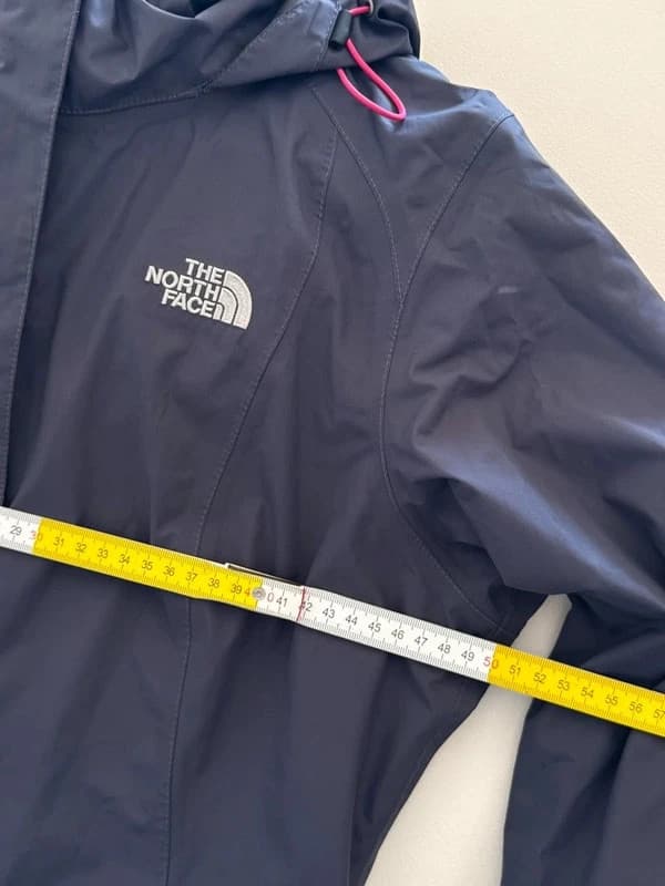 Vandeniui atspari HyVent striukė The North Face violetinė, moteriška, dydis S - FP2608145 – nuotrauka 11/12