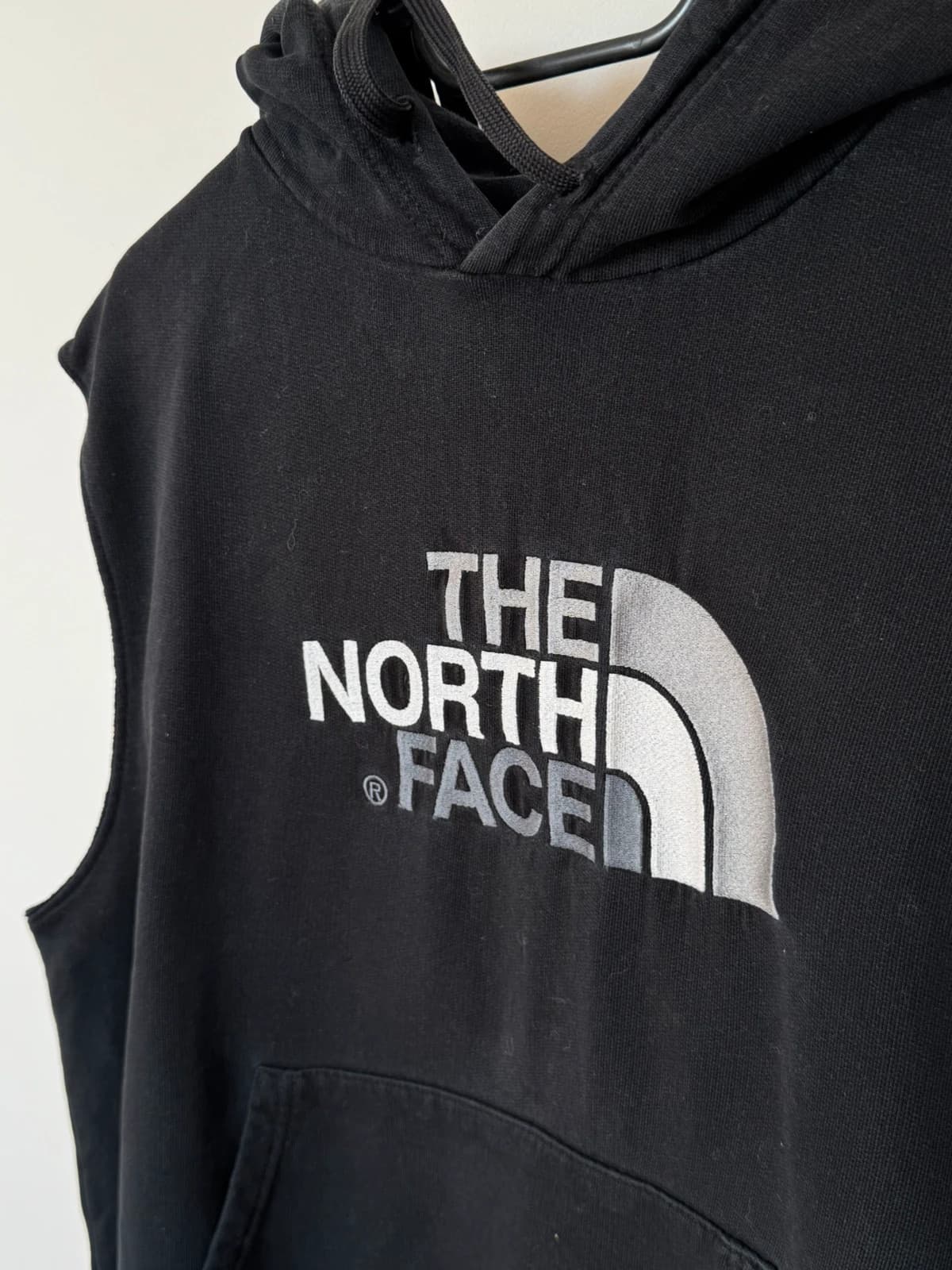 Sweat à capuche sans manches The North Face noir logo brodé taille L - FP2607155 - Photo 4/11