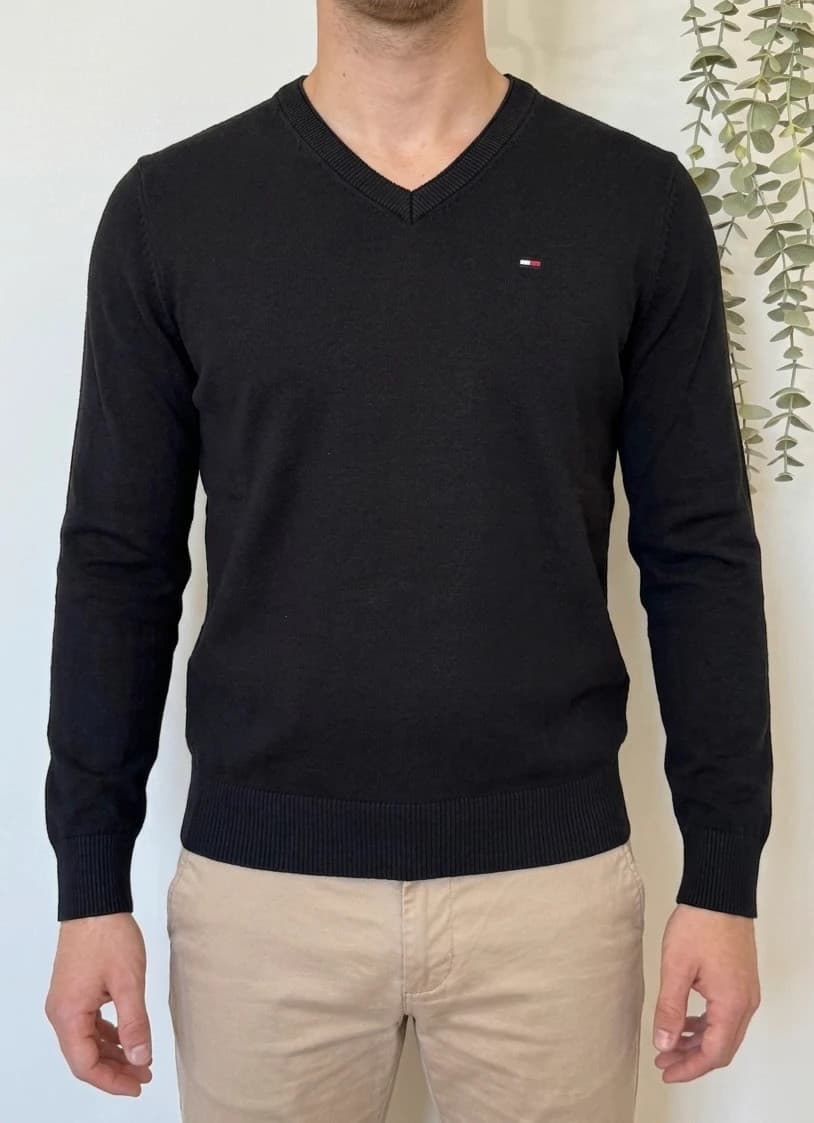 เสื้อสเวตเตอร์คอวี Tommy Hilfiger Denim สีดำ ไซซ์ S/M - FP260784 - รูปที่ 1/9