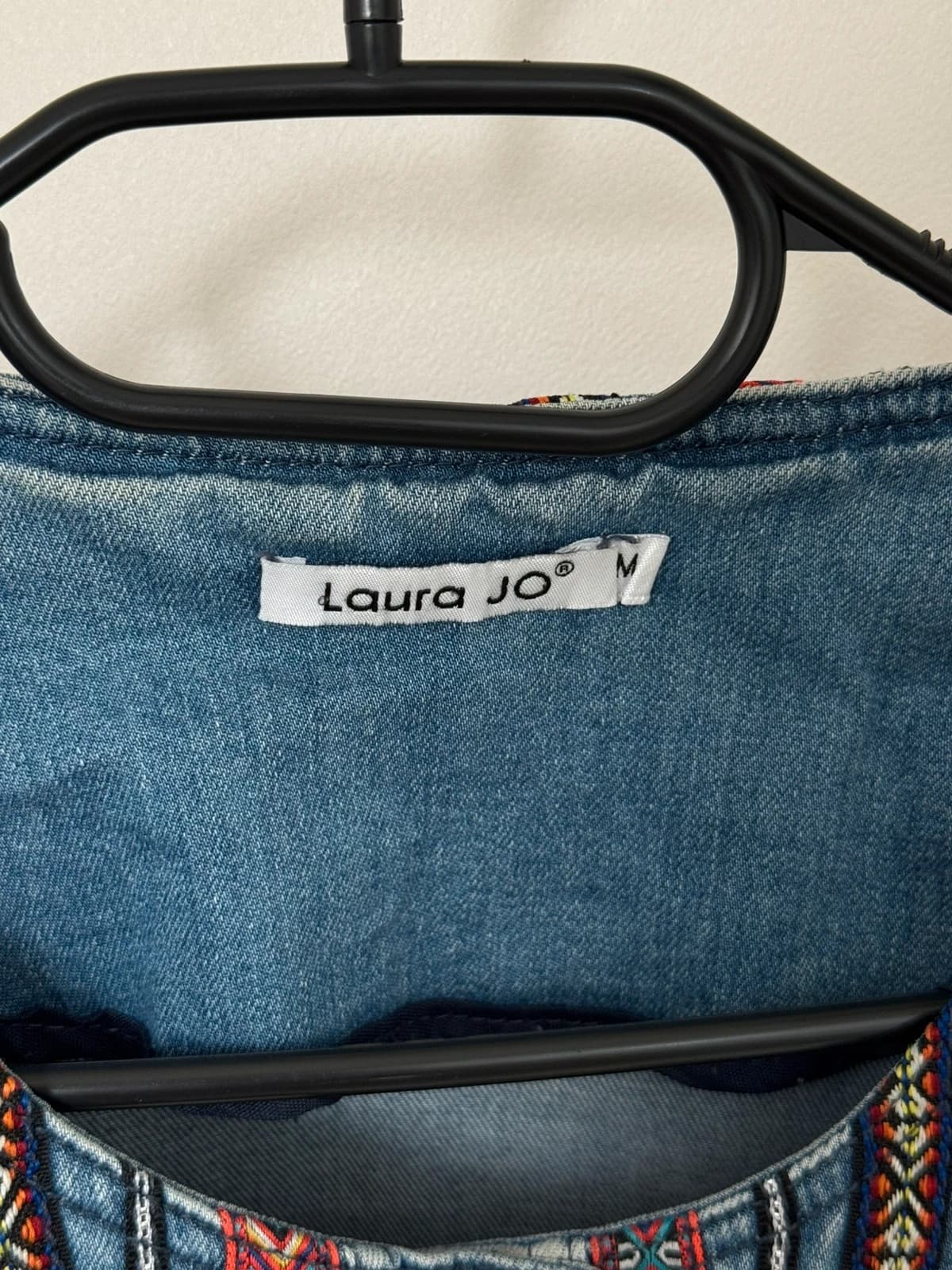 Τζιν μπουφάν Laura Jo μπλε ντένιμ με εθνικά μοτίβα μέγεθος M - Φωτογραφία 3/11