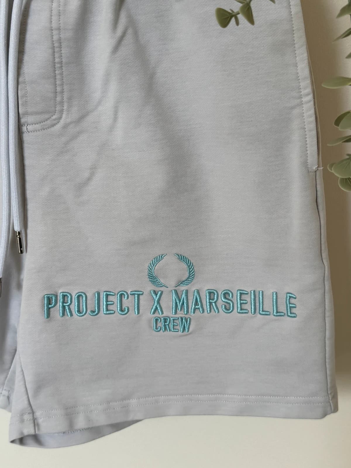 Project X Paris Marseille Crew pilki siuvinėti sportiniai šortai, dydis M - VG260562 – nuotrauka 3/7