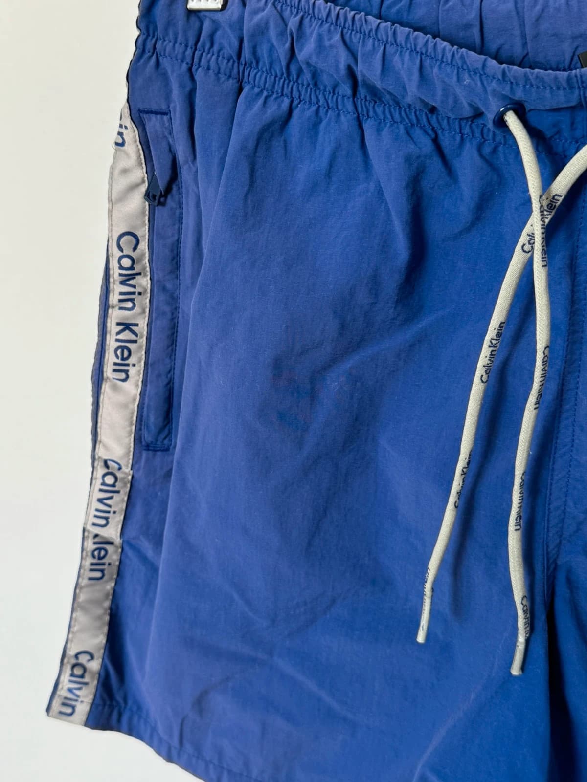 Maudymosi šortai Calvin Klein mėlyni su logotipo juostomis, dydis M - SK26065 – nuotrauka 3/9