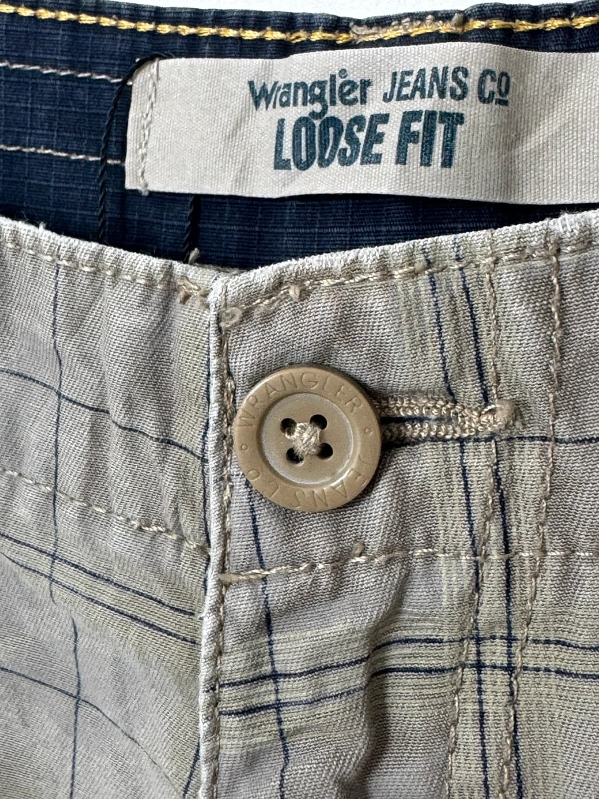 Wrangler laisvo kirpimo pilkai smėlio kratiniai šortai, dydis W30 - PP2603123 – nuotrauka 5/9
