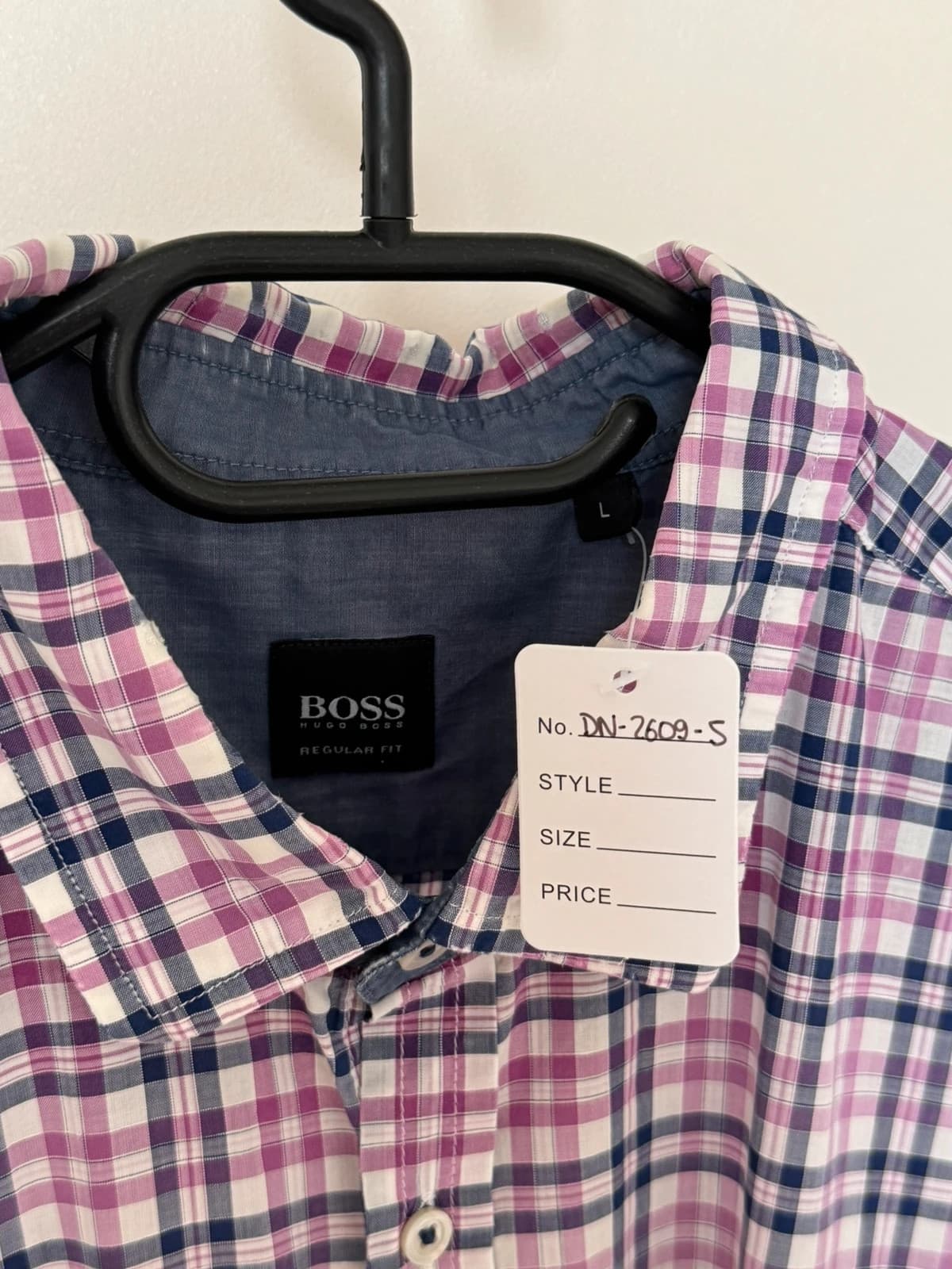 Chemise manches courtes regular fit BOSS carreaux rose violet bleu taille L - DN26095 - Photo 3/11
