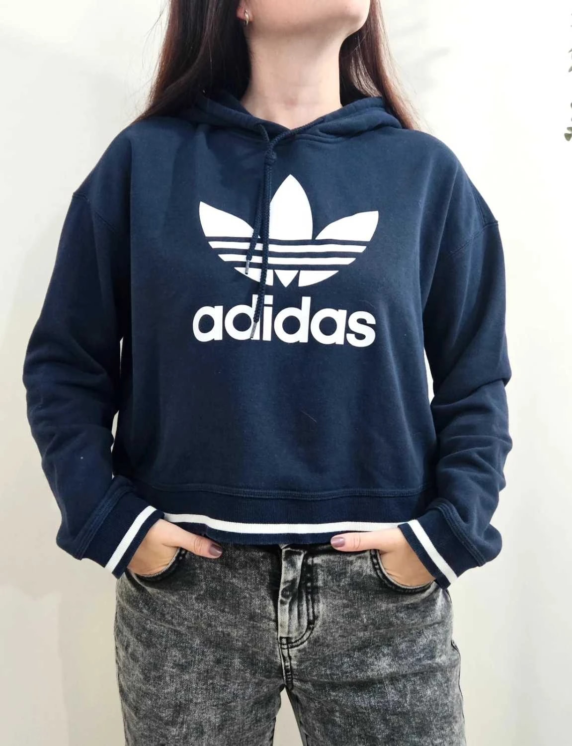 Sweat à capuche Adidas Originals bleu marine logo blanc coupe droite taille M - FP251296