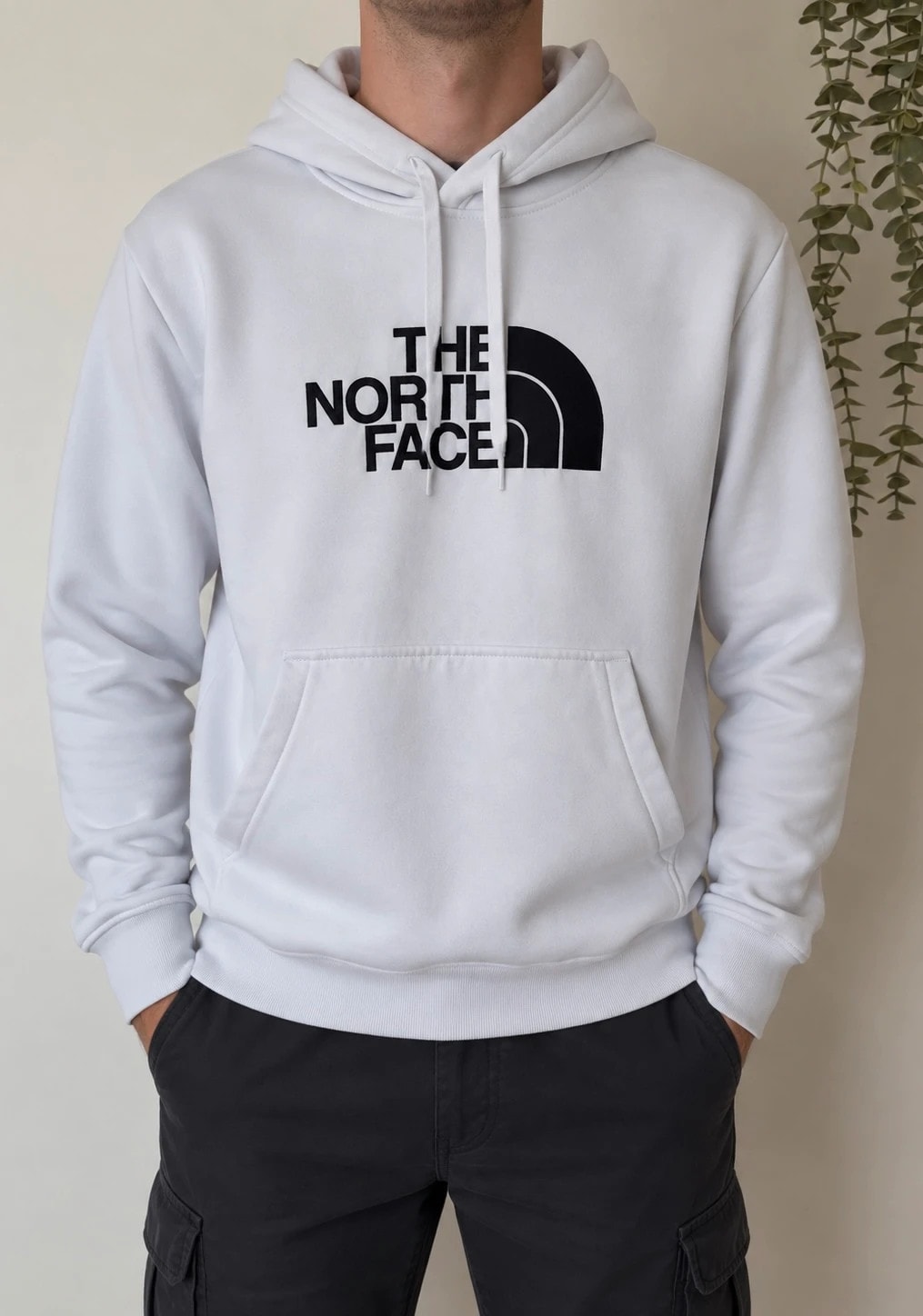 Sweat à capuche The North Face blanc logo brodé noir taille S - FP260746