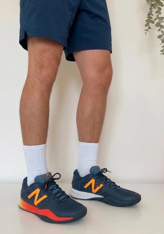 Chaussures tennis New Balance 996 Melbourne bleu orange taille 42,5 - VM2606139