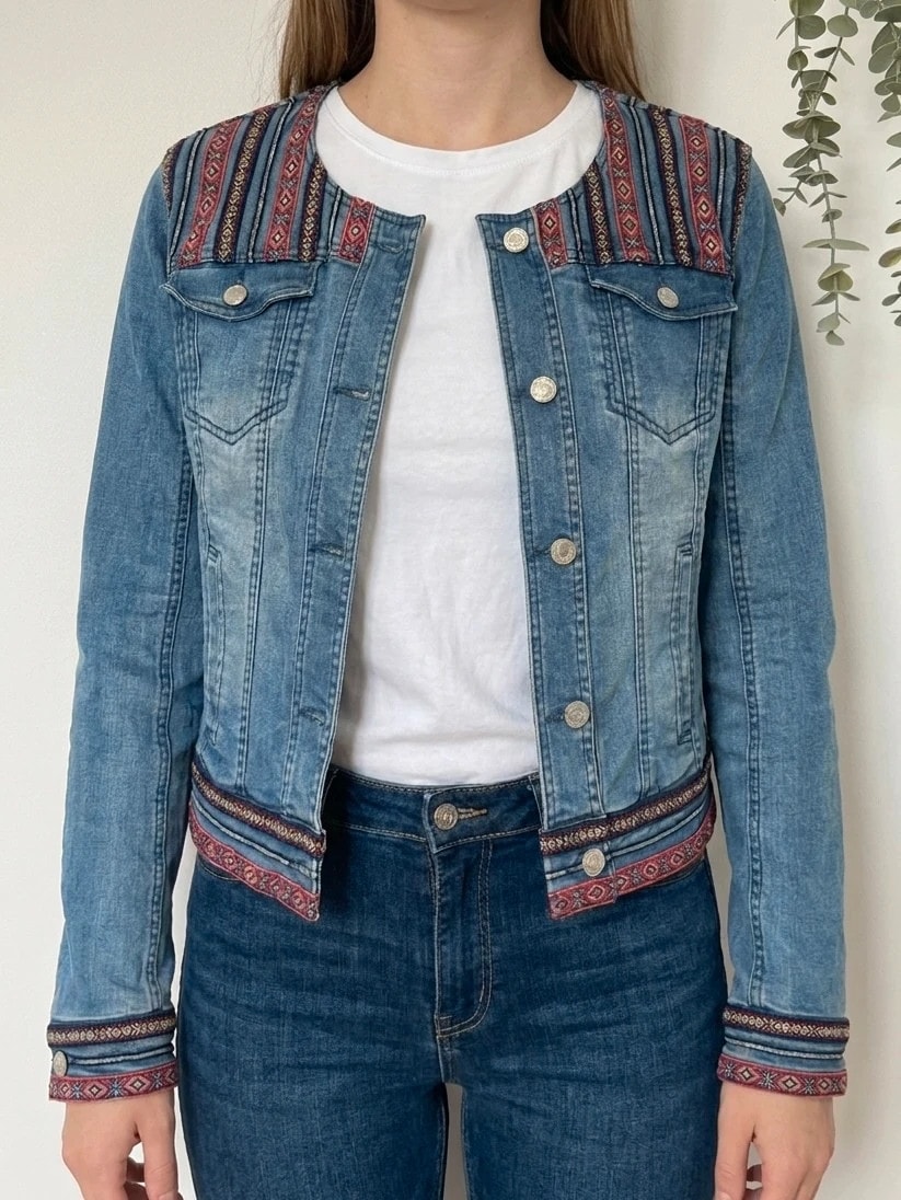 Veste en jean Laura Jo bleu denim motifs ethniques taille M