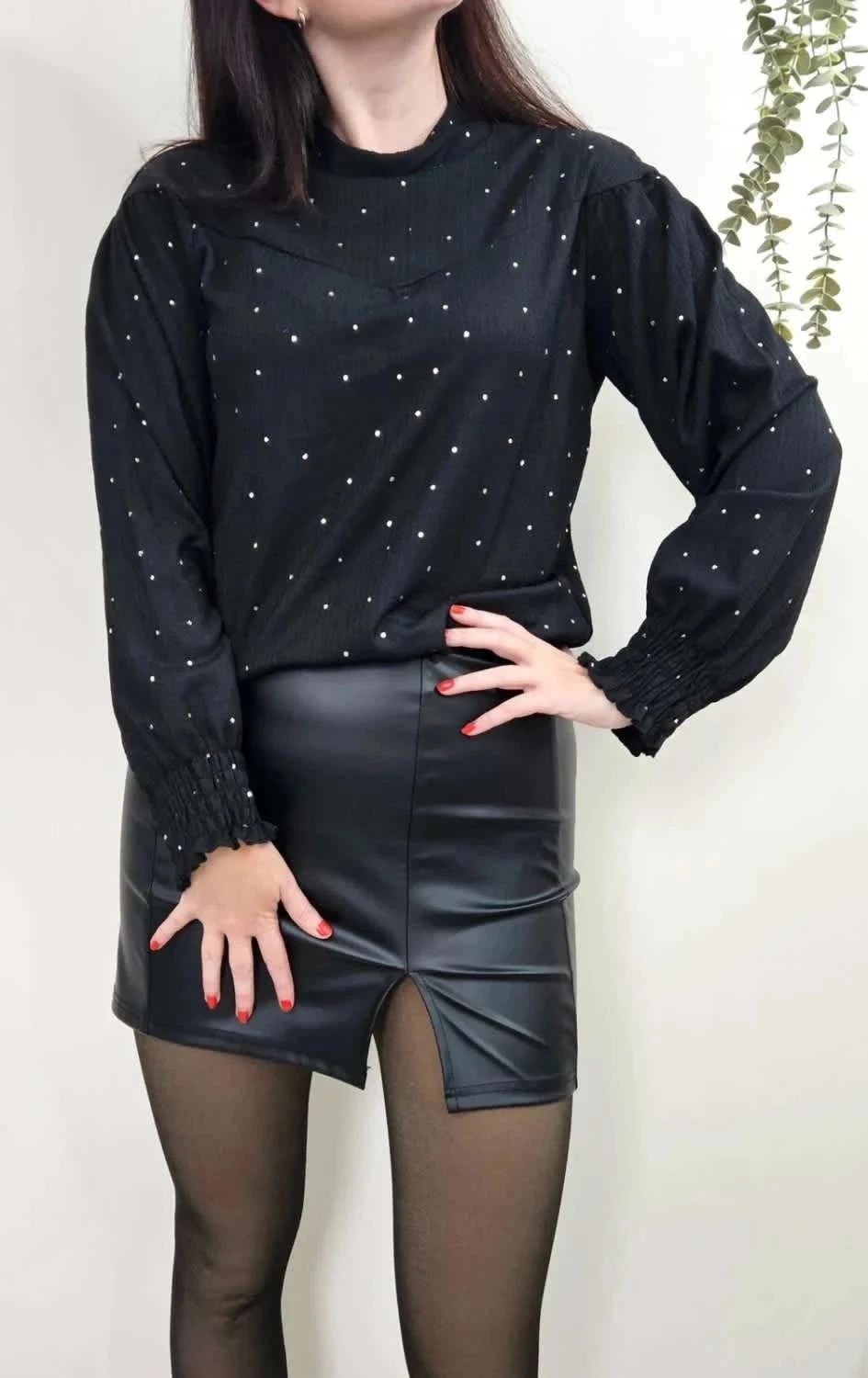 Blouse noire à pois dorés manches longues Naf Naf taille M