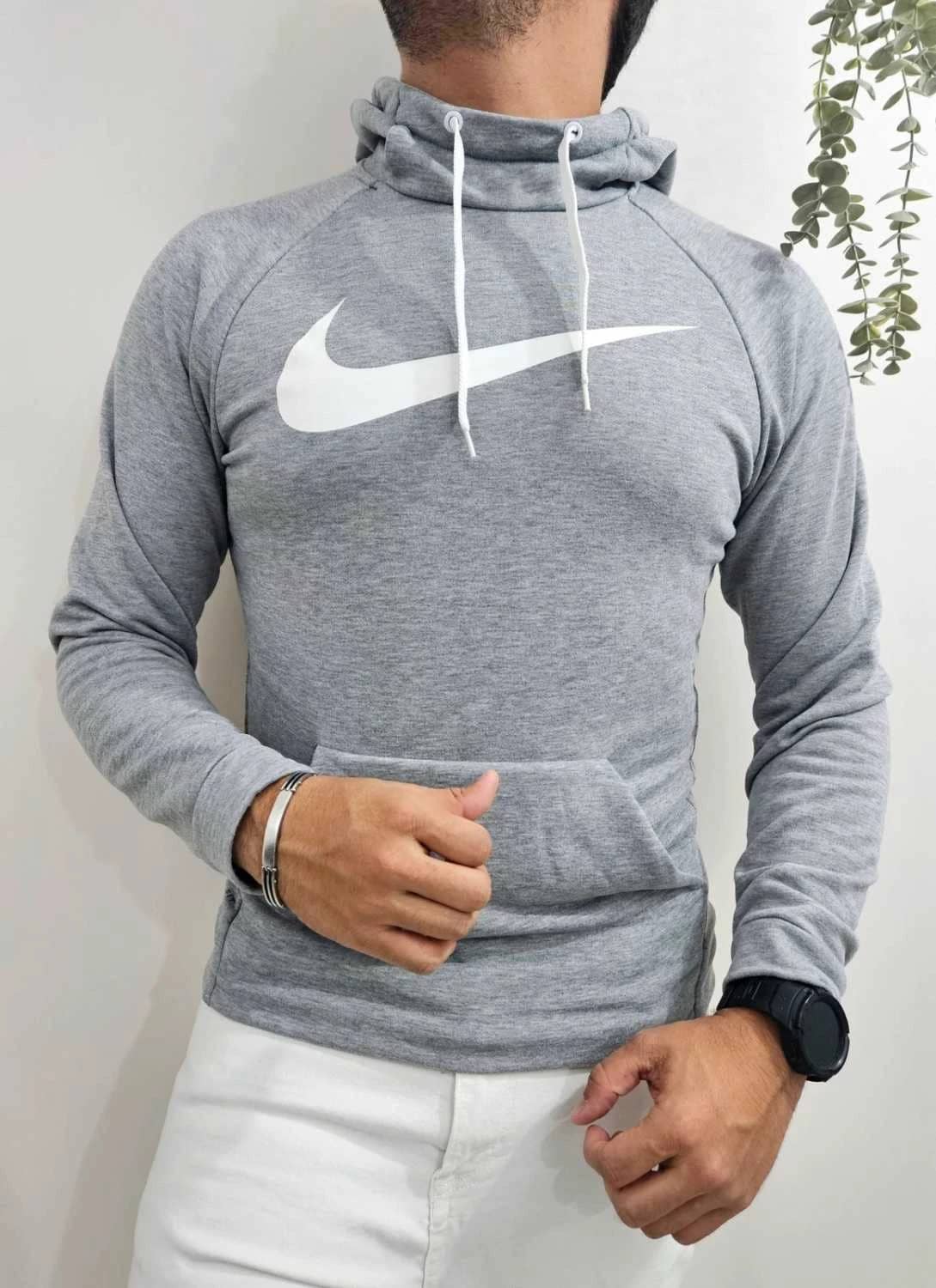 Sweat à capuche hoodie Nike dri fit gris logo swoosh taille S - FP251290