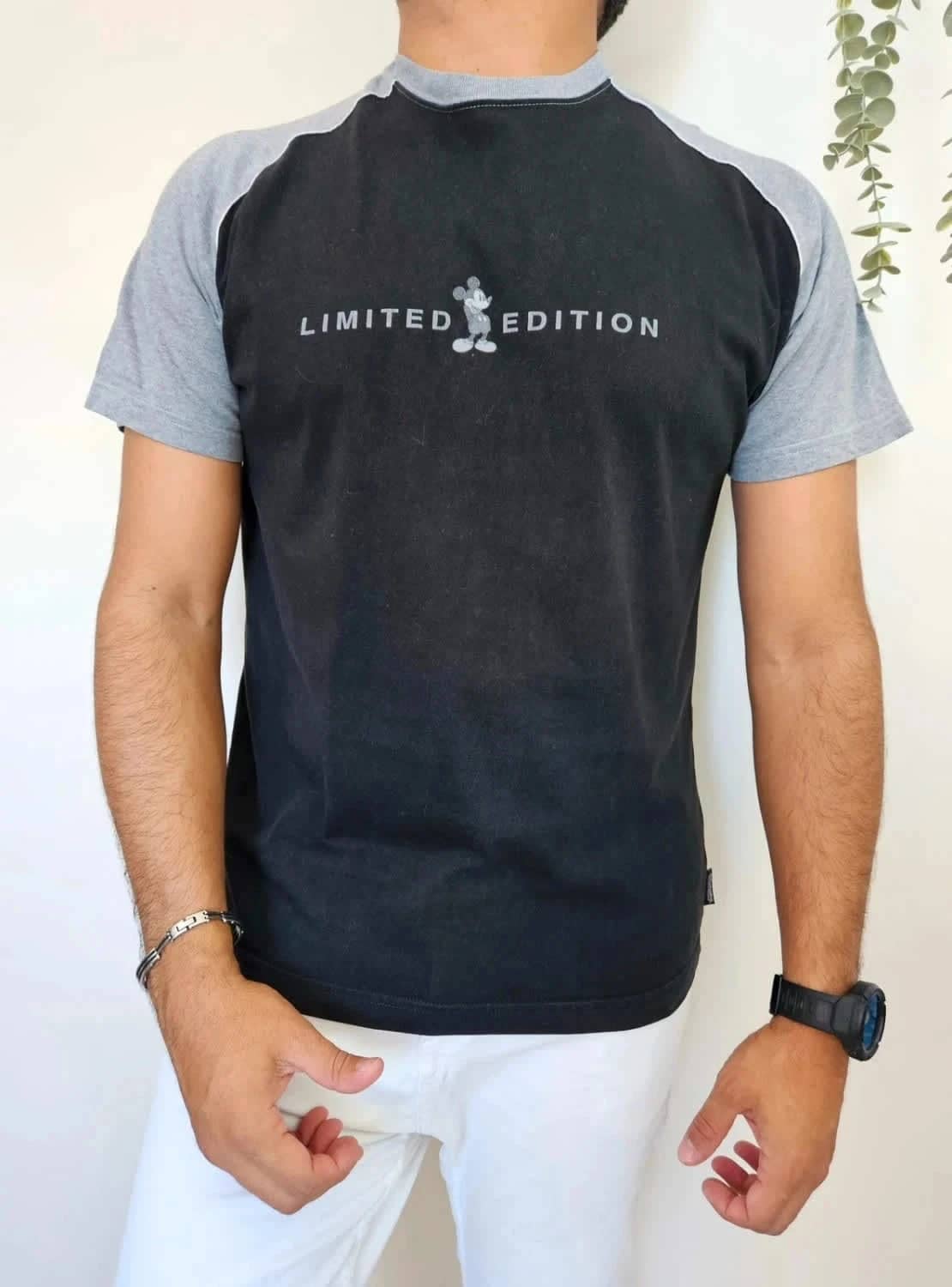 T-shirt Disney Mickey Limited Edition noir/gris Disneyland Paris taille XL