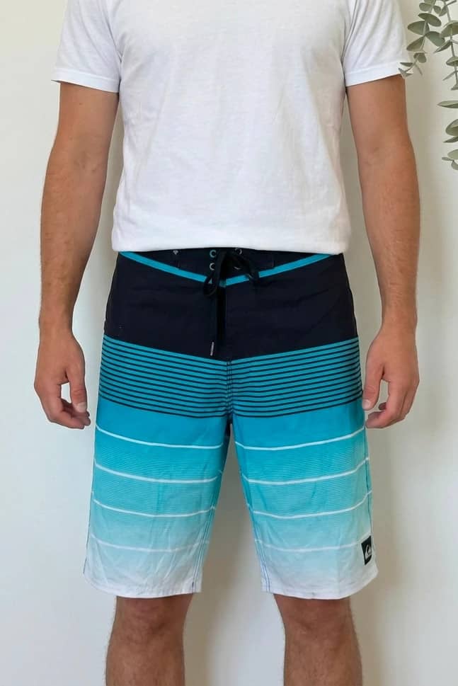 Short de bain Quiksilver Dryflight noir turquoise taille 34/L - PP2603181